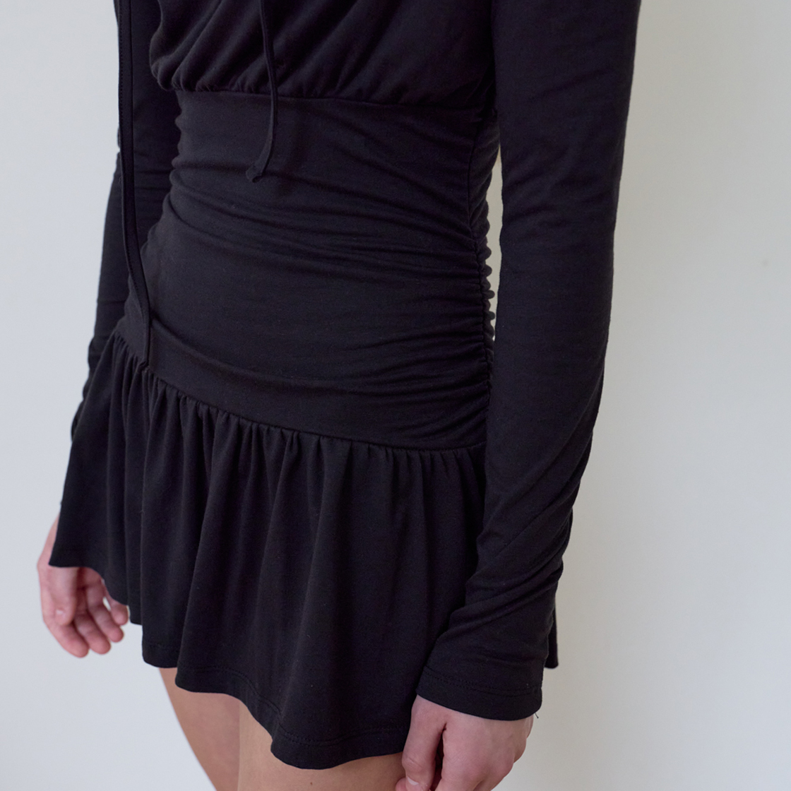 로제프란츠 타이 오프숄더 미니 드레스 [블랙](Rosefrantz Tie Off Shoulder Mini Dress [Black]) - 5