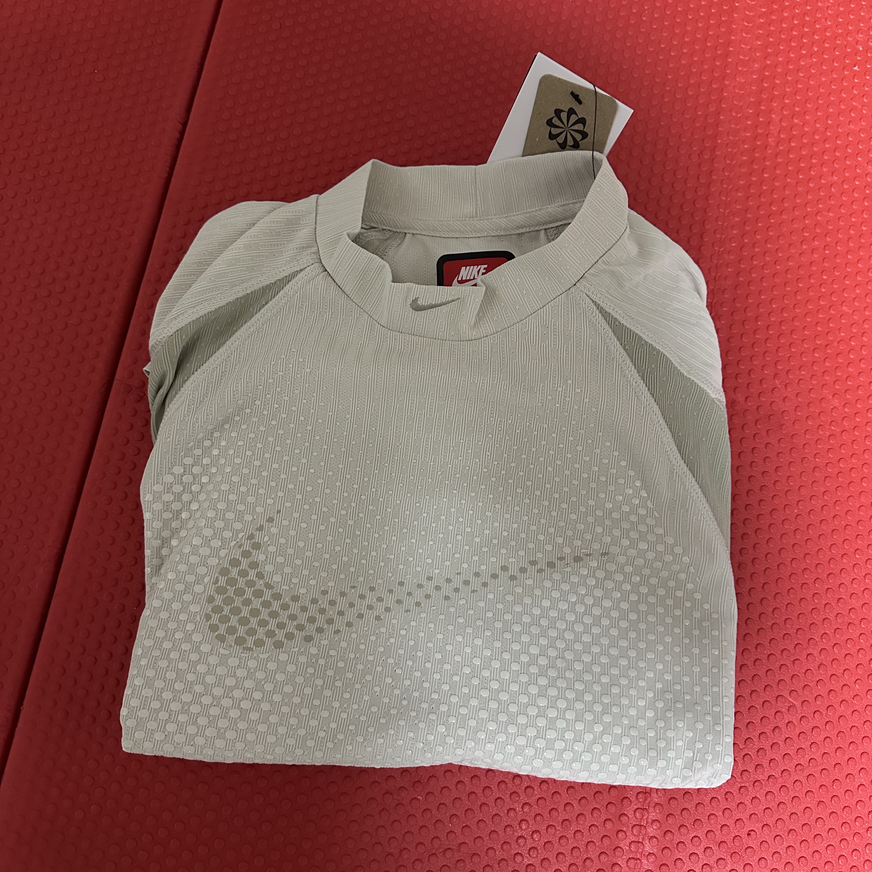 Nike Tech Dri-Fit ADV Jersey Light Bone Spruce Fog - Asia 착용 스타일