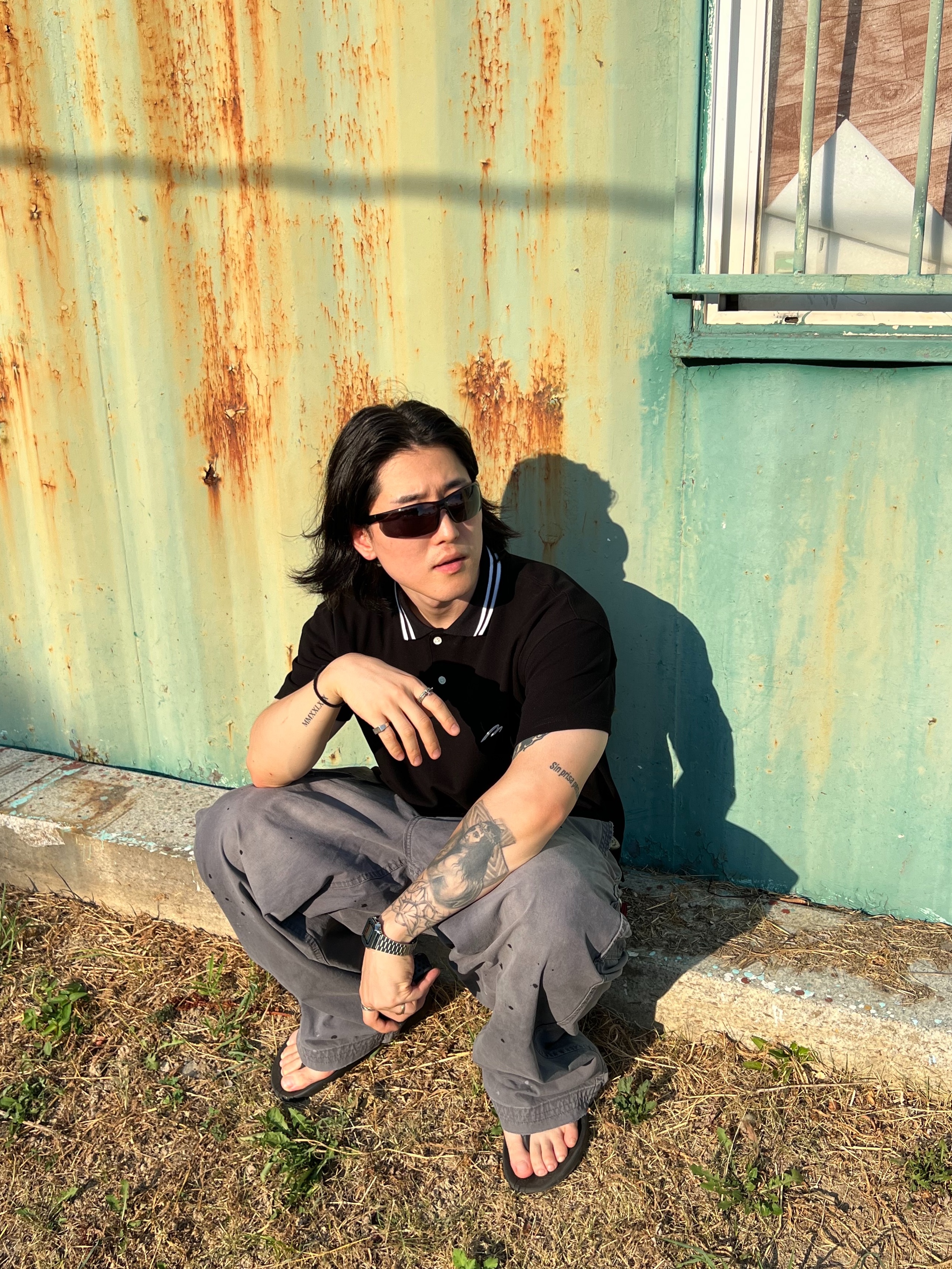 MJD Wave Logo Polo Black, DECATHLON Adult Sports Sunglasses Category 3 ST100 Smoked Black 착용 스타일 - 6