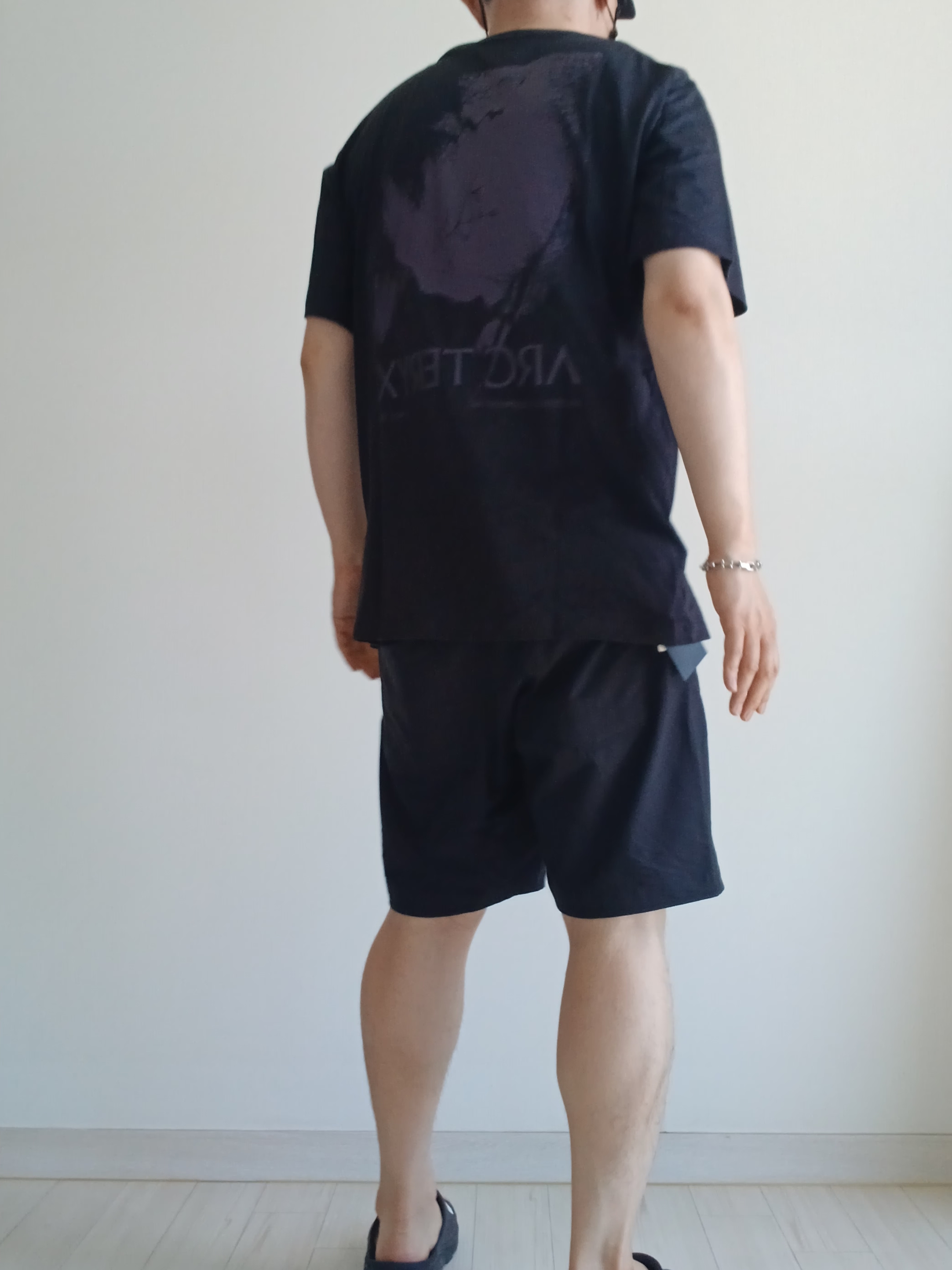 Arc'teryx Kragg SL Cotton Cacodaemon SS T-Shirt Black Moondrop, Arc'teryx Kragg Cotton Short 9 Inch Black 착용 스타일 - 9