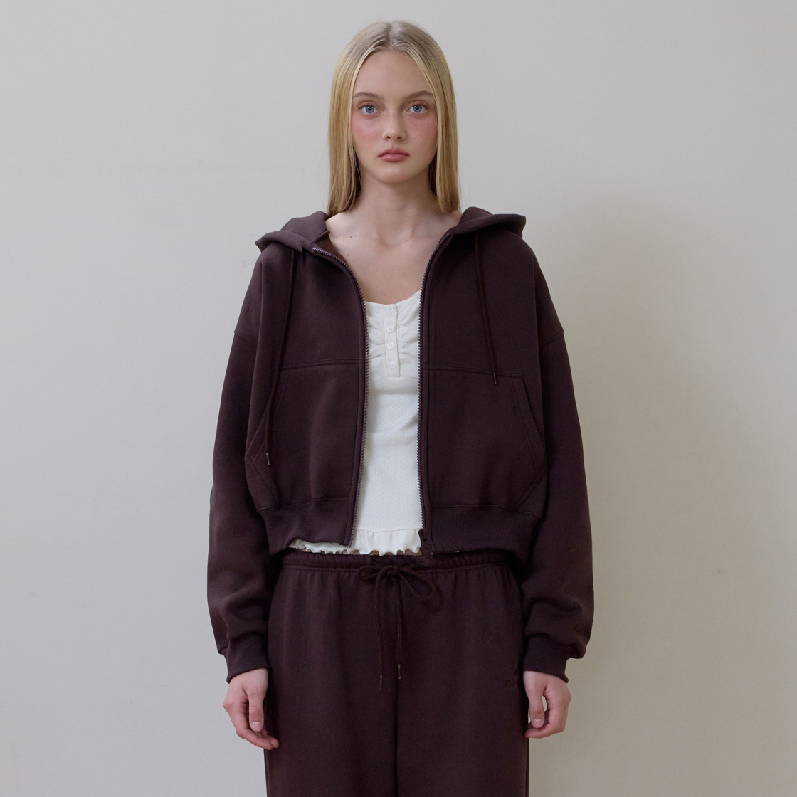 로제프란츠 로즈 자수 후드 집업 [브라운](Rosefrantz Rose Embroidery Hood Zip-up [Brown]) - 3