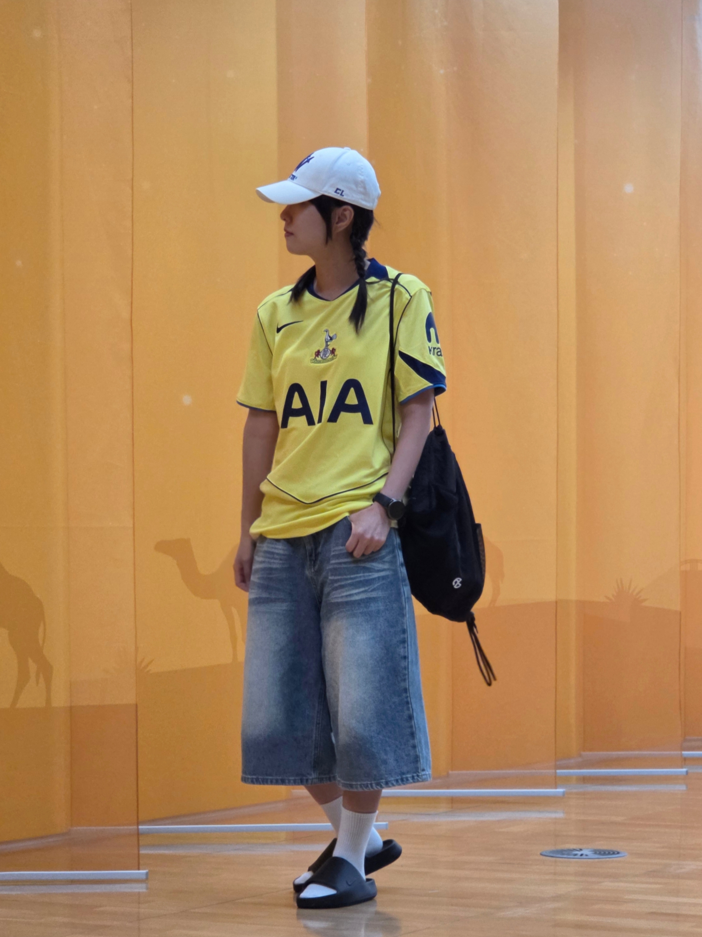 Nike x Drake Nocta NRG LU L91 Cap White, Nike Tottenham Hotspur 2025/26 Stadium 3rd Dri-FIT Total 90 Replica Jersey Dynamic Yellow Blue Void Pacific Blue (Non Marking Ver.) 착용 스타일