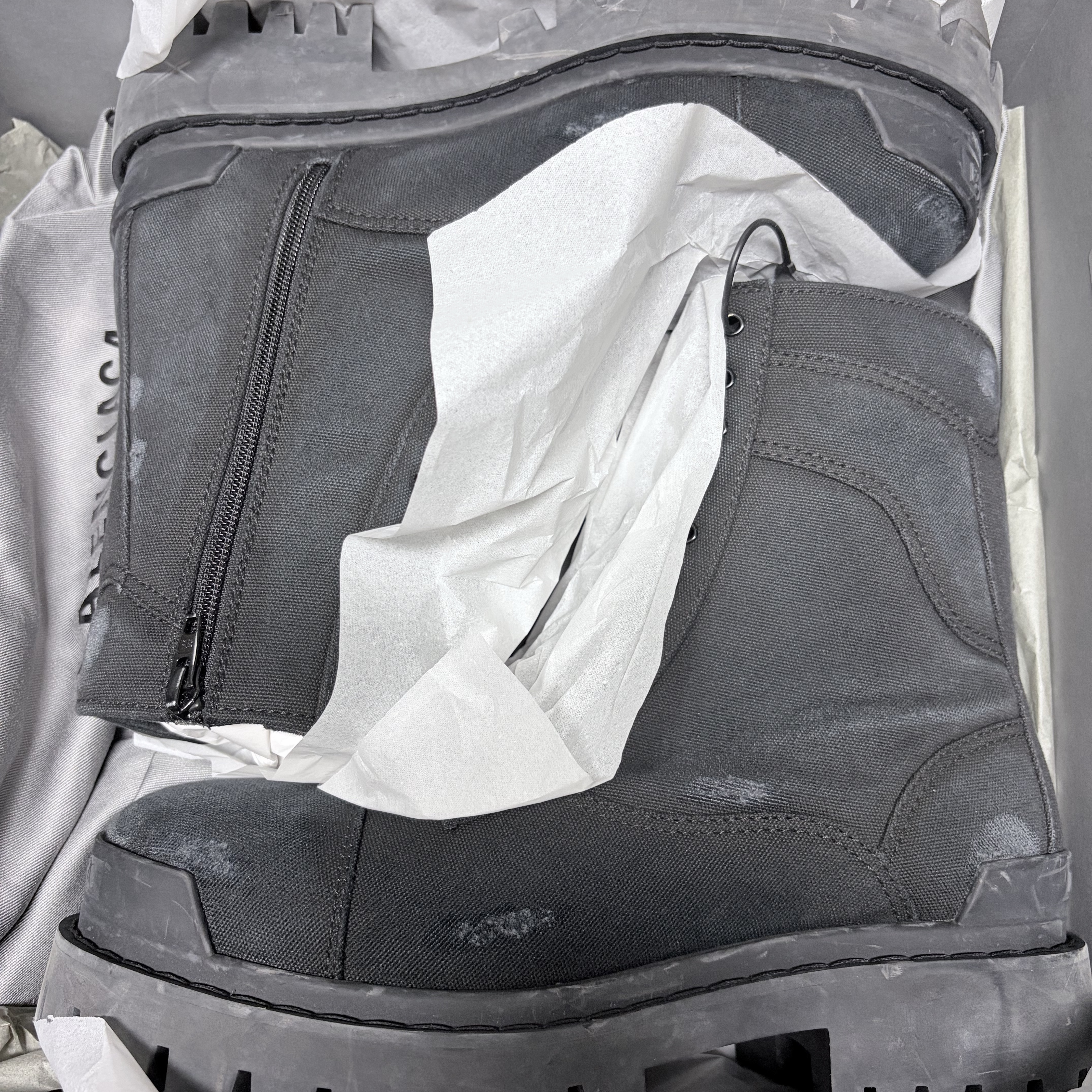 Balenciaga Combat Strike Boots Black 착용 스타일
