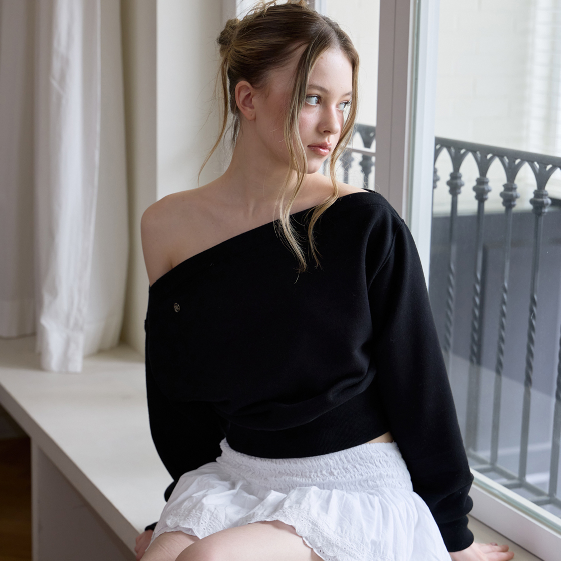 로제프란츠 크롭 오프숄더 스웨트셔츠 [블랙](Rosefrantz Crop Off Shoulder Sweatshirt [Black]) - 5