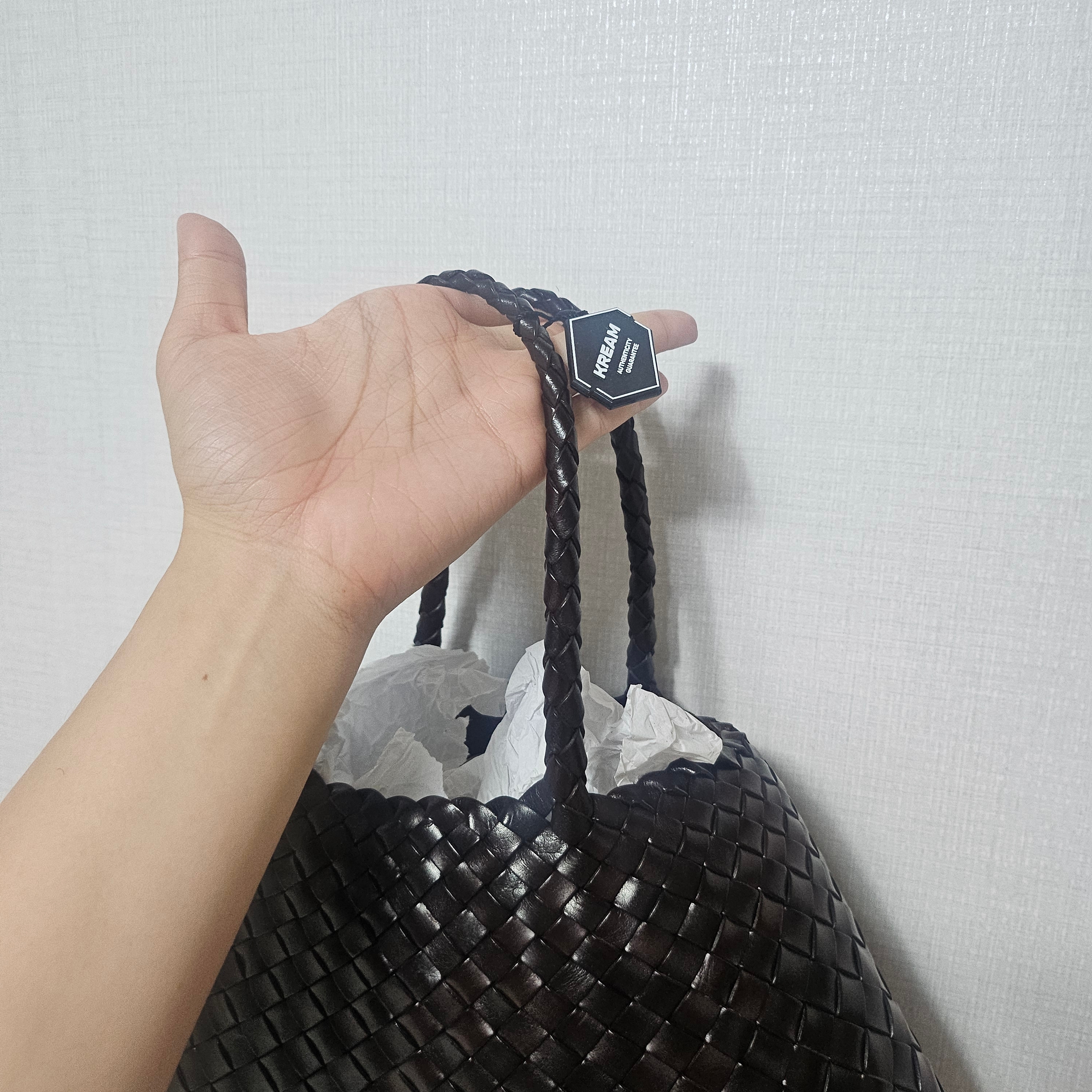 Dragon Diffusion Santa Croce Small Dark Brown, Balenciaga Track Sneakers White 착용 스타일 - 1