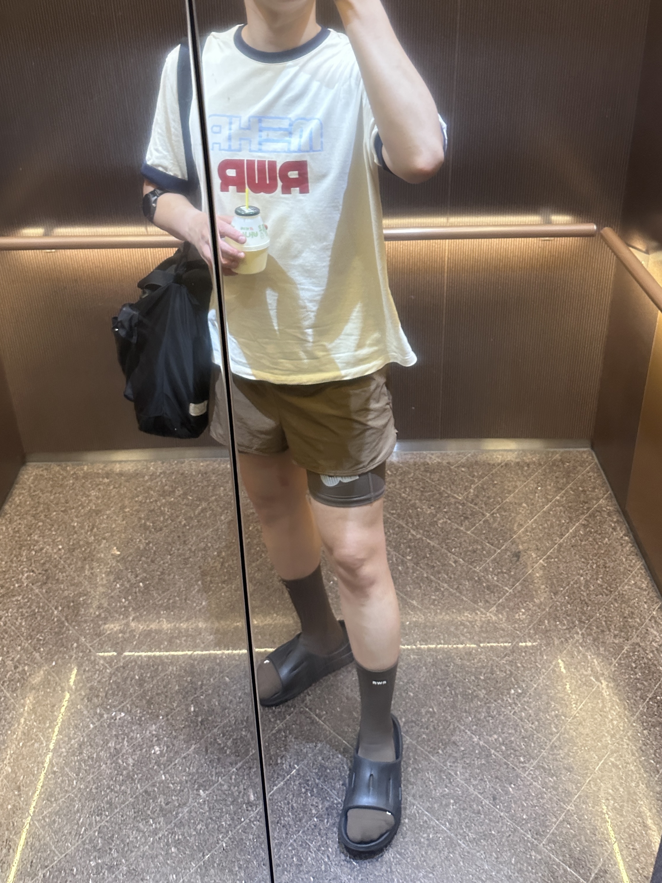 [KREAM 단독] runwhither 3inch Shorts Brown, [KREAM 단독] runwhither LSD Brown 착용 스타일