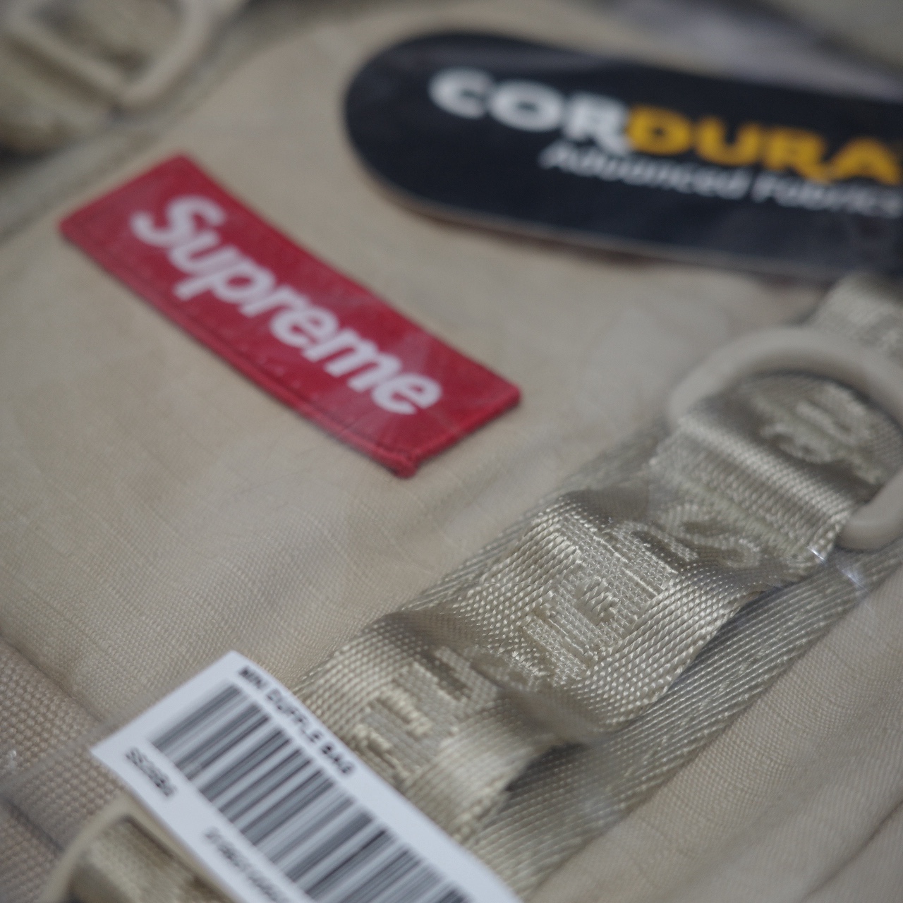 Supreme Mini Duffle Bag Tan - 26SS 착용 스타일 - 3
