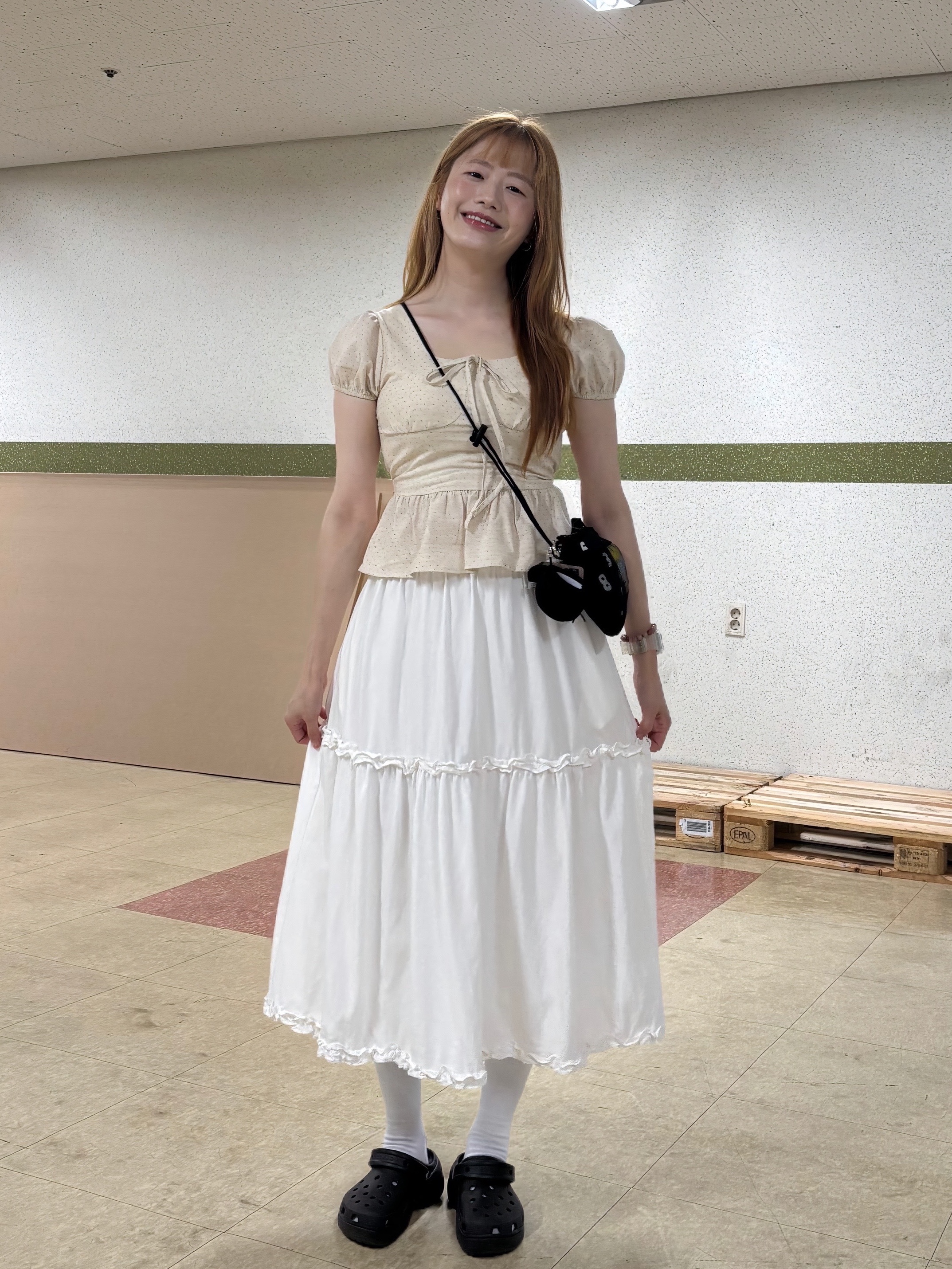 Sou Sou Poketle Mesh Sacoche Black, (W) Crocs Classic Platform Clog Black 착용 스타일 - 8
