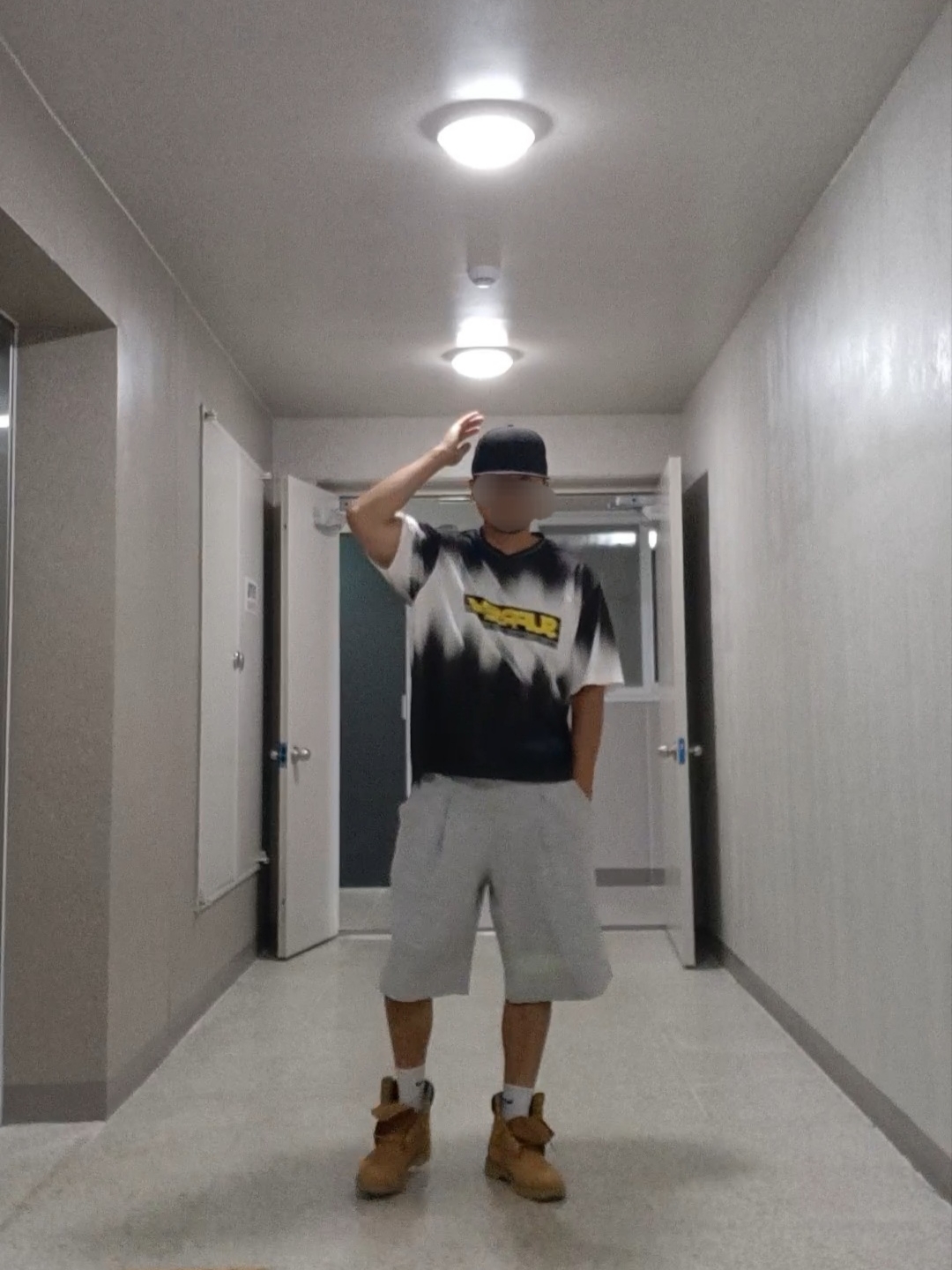 New Era MLB LA Dodgers Basic Fitted Cap Black, Supreme Blur Soccer Jersey Black - 24SS 착용 스타일