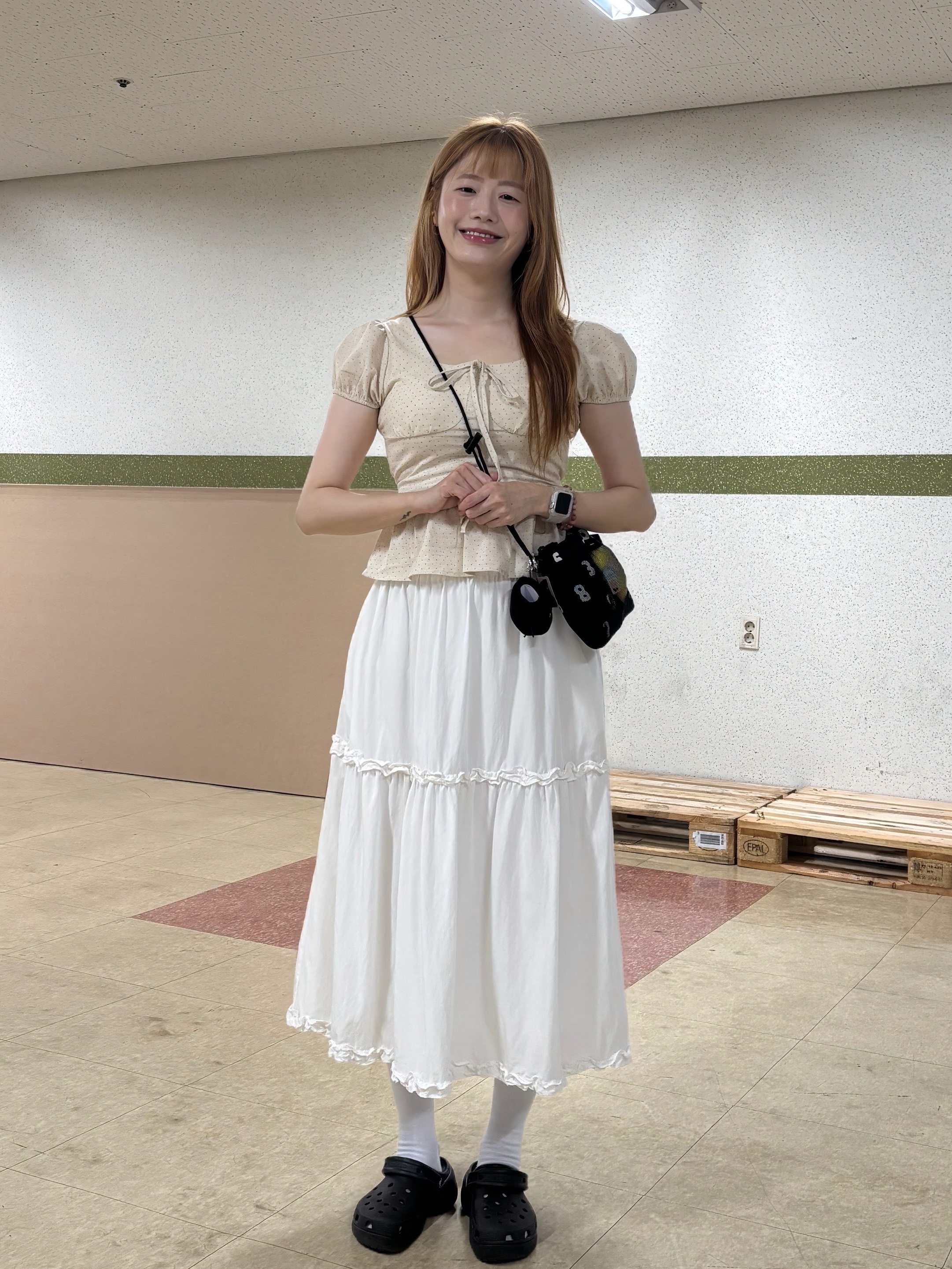 Sou Sou Poketle Mesh Sacoche Black, (W) Crocs Classic Platform Clog Black 착용 스타일 - 9