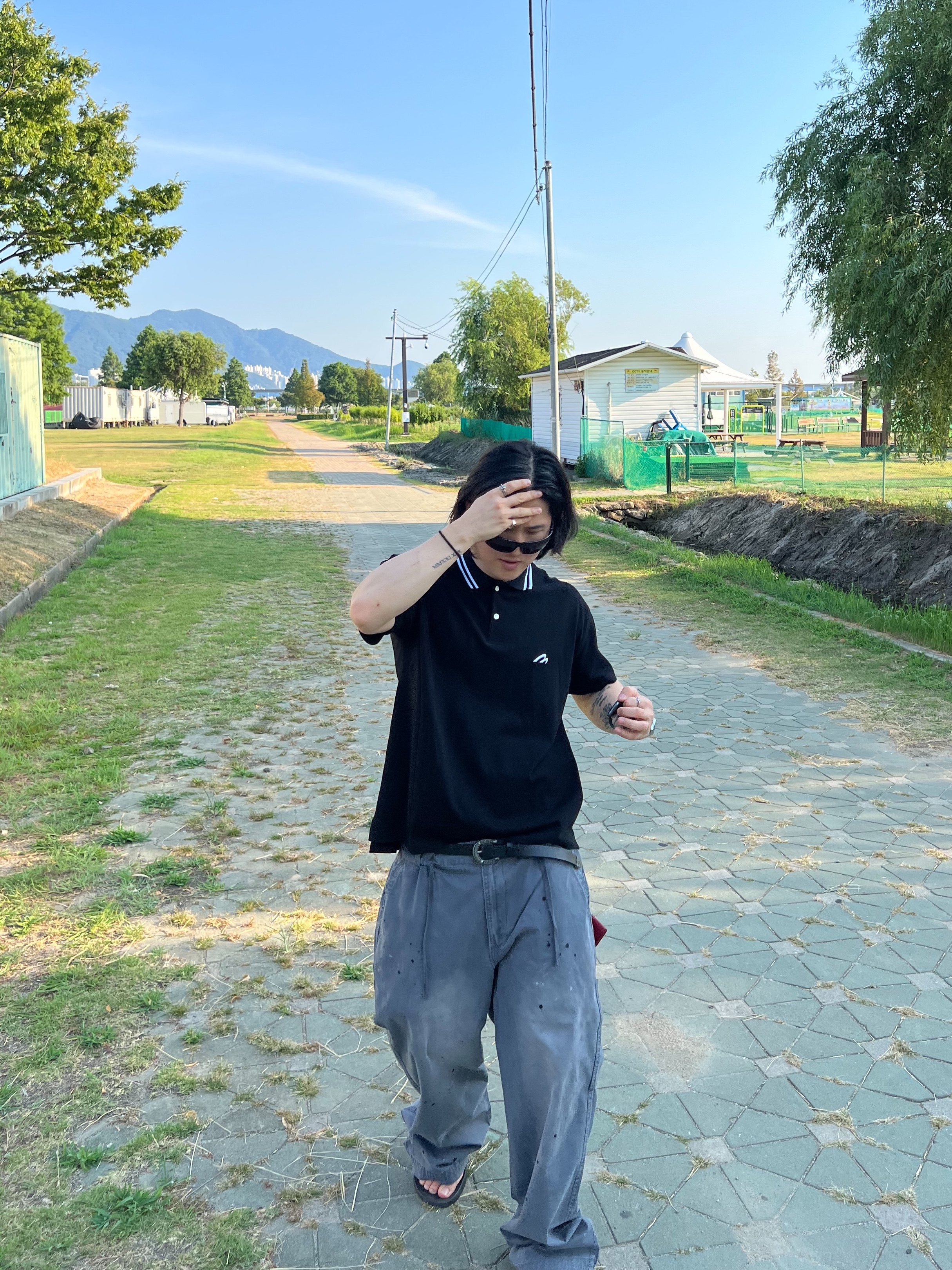 MJD Wave Logo Polo Black, DECATHLON Adult Sports Sunglasses Category 3 ST100 Smoked Black 착용 스타일 - 9