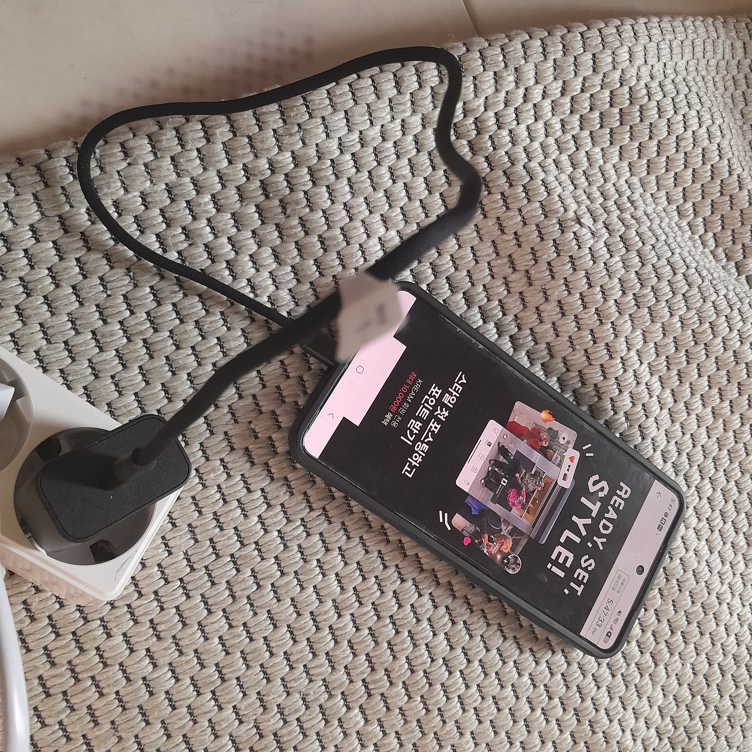 SINJIMORU Dutch 60W C to C Type Quick Charging Cable 0.5M 착용 스타일