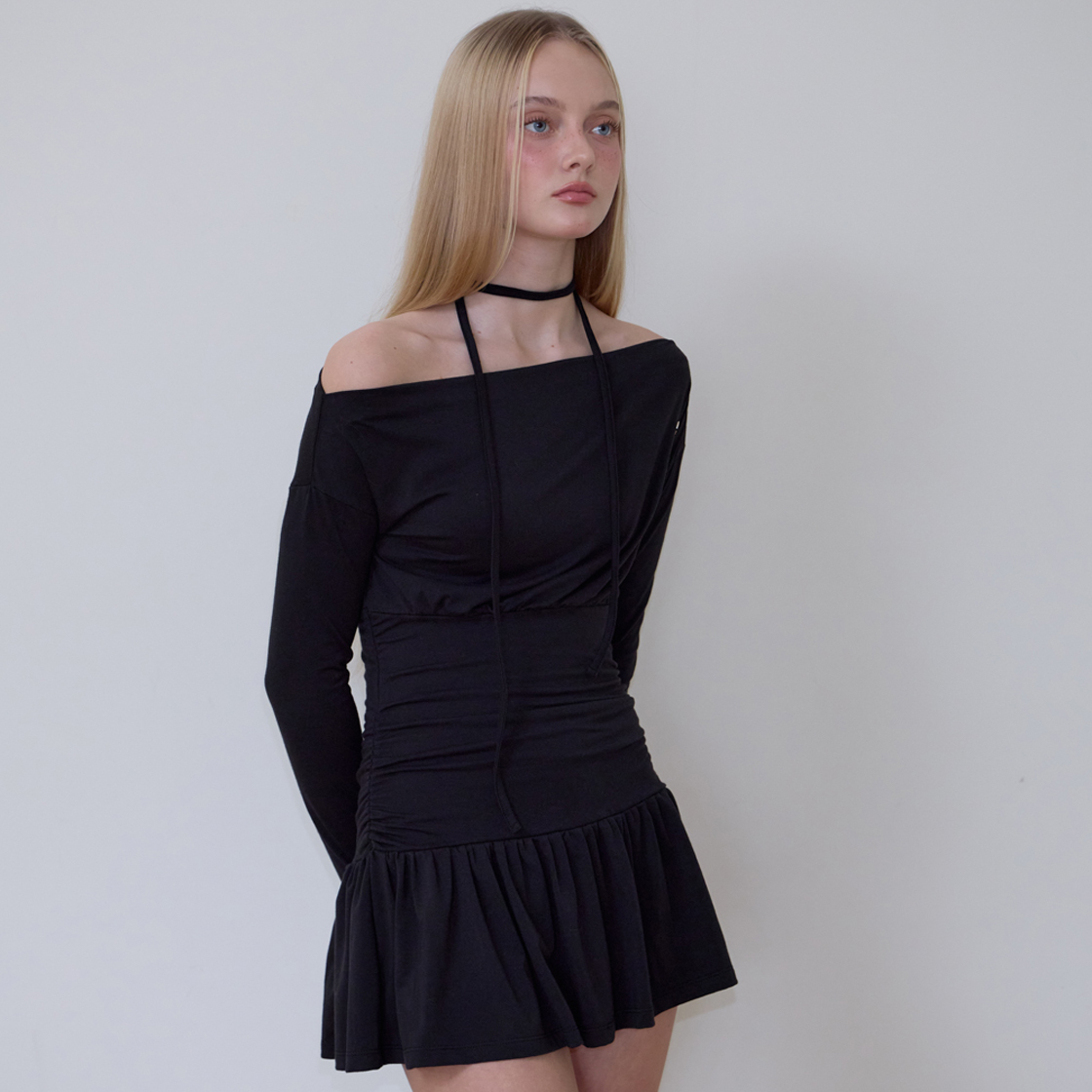 로제프란츠 타이 오프숄더 미니 드레스 [블랙](Rosefrantz Tie Off Shoulder Mini Dress [Black]) - 4