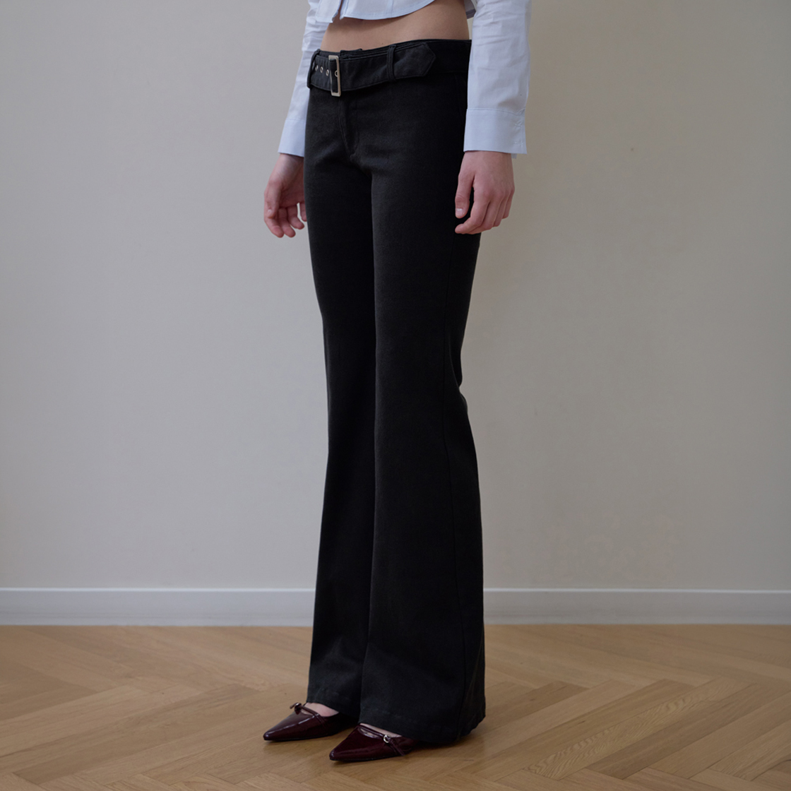 로제프란츠 벨티드 부츠컷 팬츠 [블랙](Rosefrantz Belted Boots Cut Pants [Black]) - 2