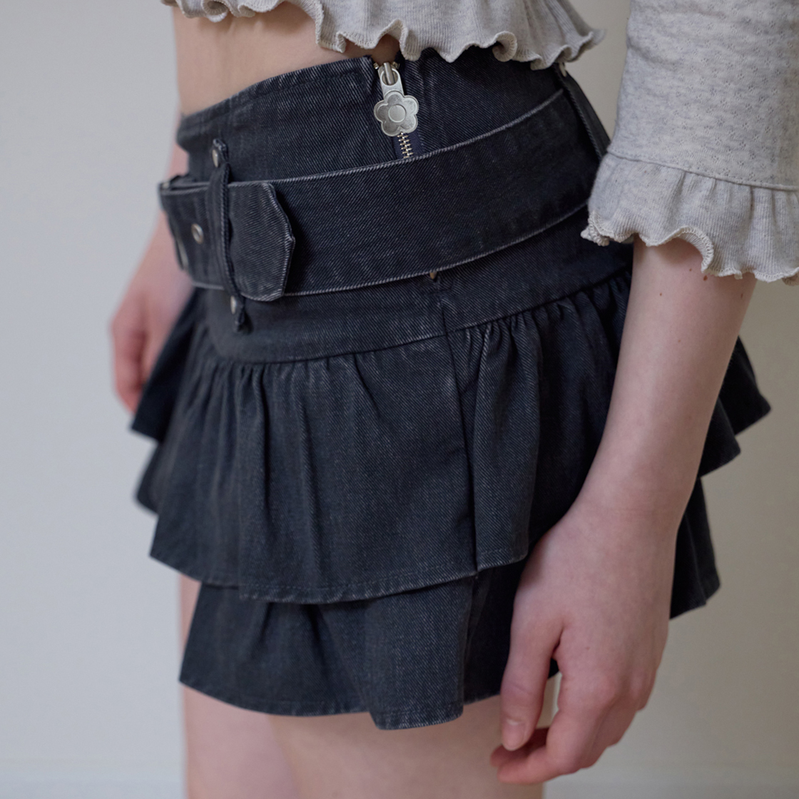 로제프란츠 캉캉 벨티드 미니 스커트 [차콜](Rosefrantz Cancan Belted Mini Skirt [Charcoal]) - 5