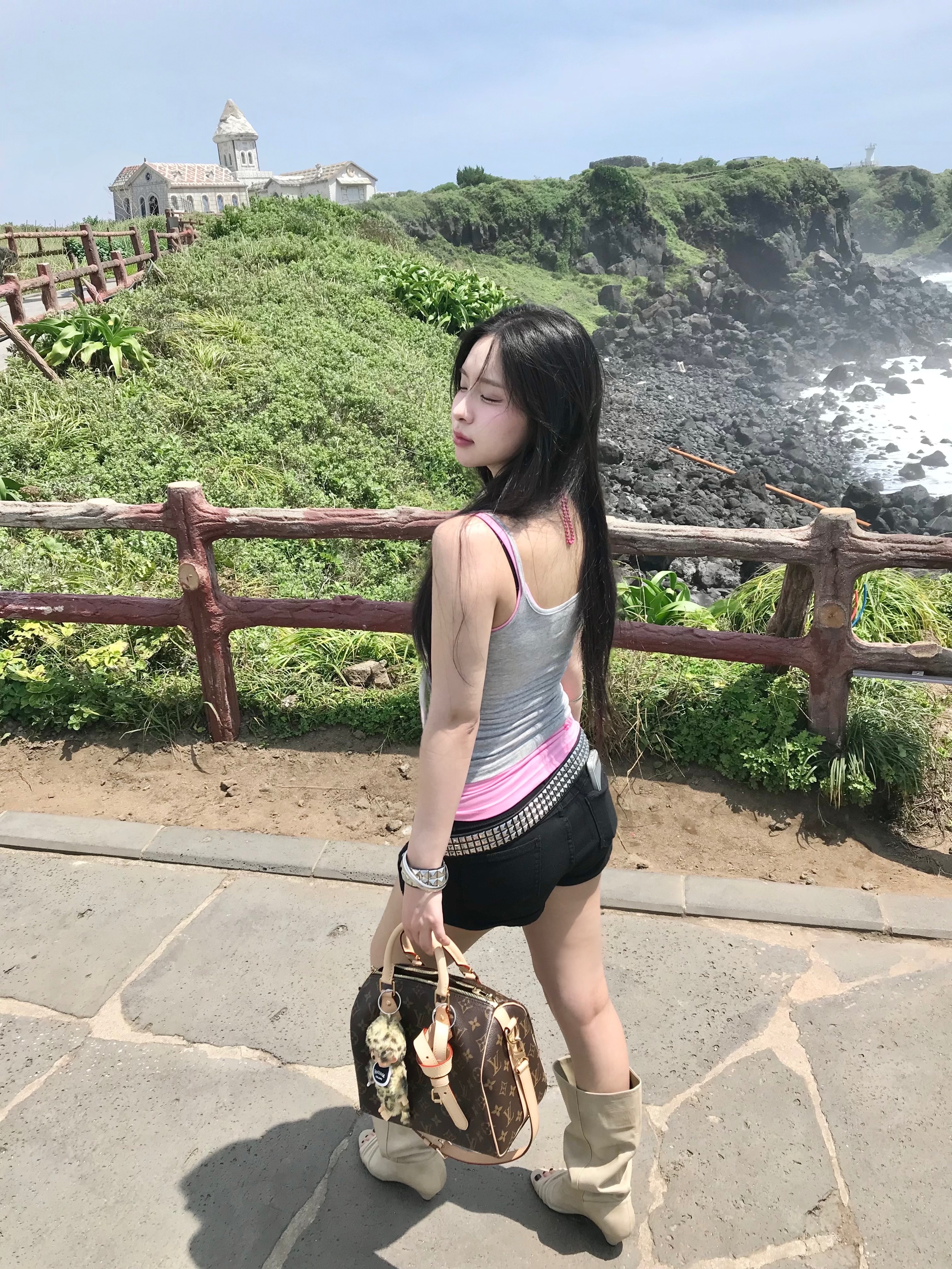 Sculptor My Go To Sleeveless Top Melange Gray, Sculptor Sweet Kitty Tank Top Acid Pink 착용 스타일 - 1