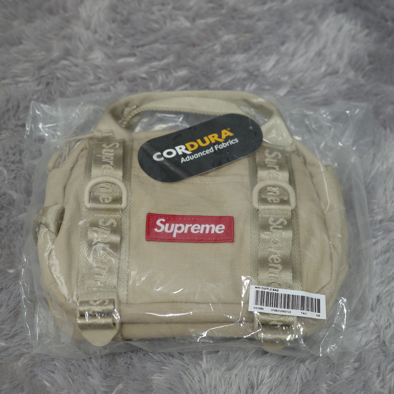 Supreme Mini Duffle Bag Tan - 26SS 착용 스타일 - 1