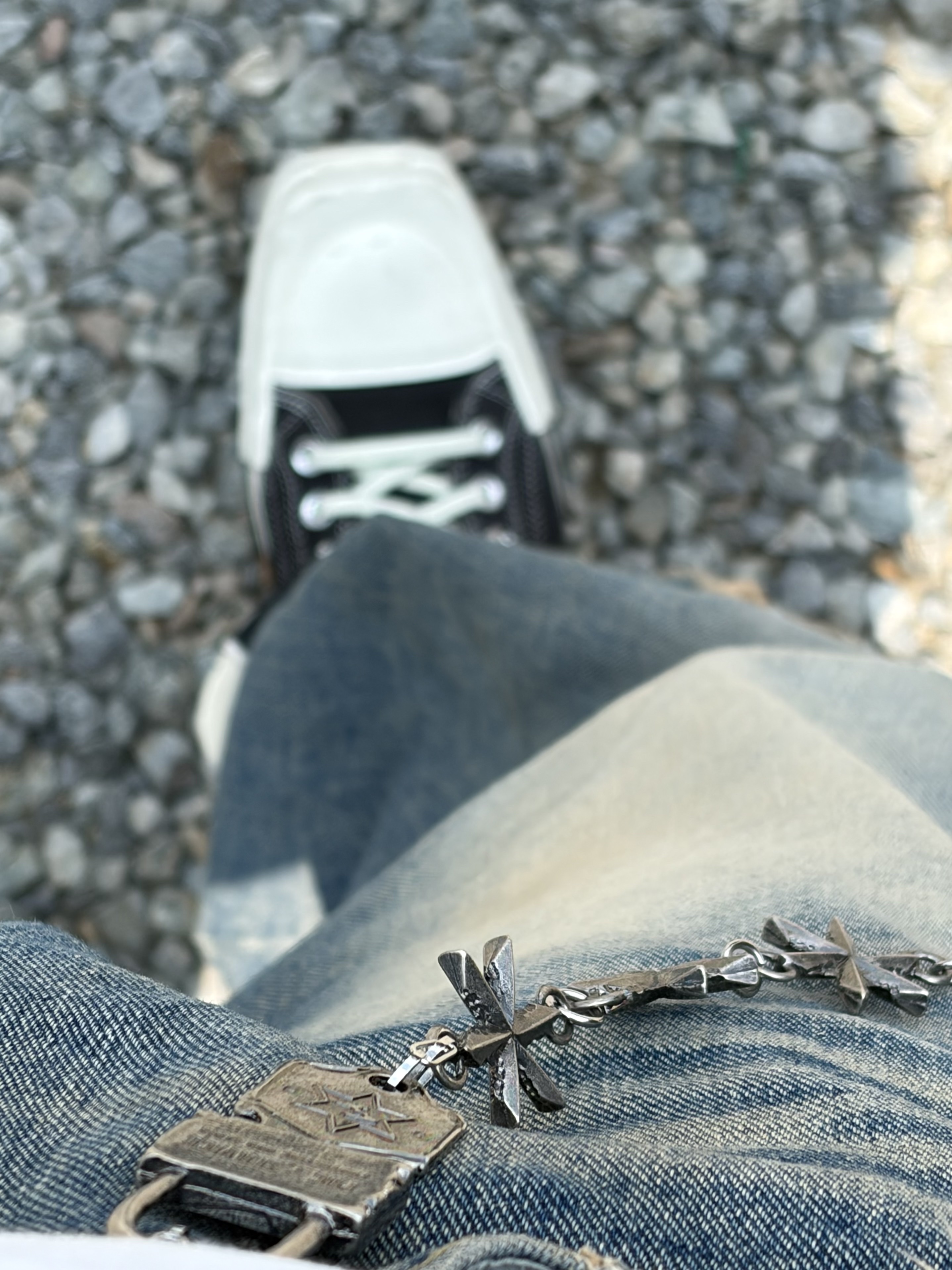Converse x Drkshdw Turbodrk Chuck 70 Hi Black, ETCE Boy Hood Destroyed Cap White 착용 스타일 - 4