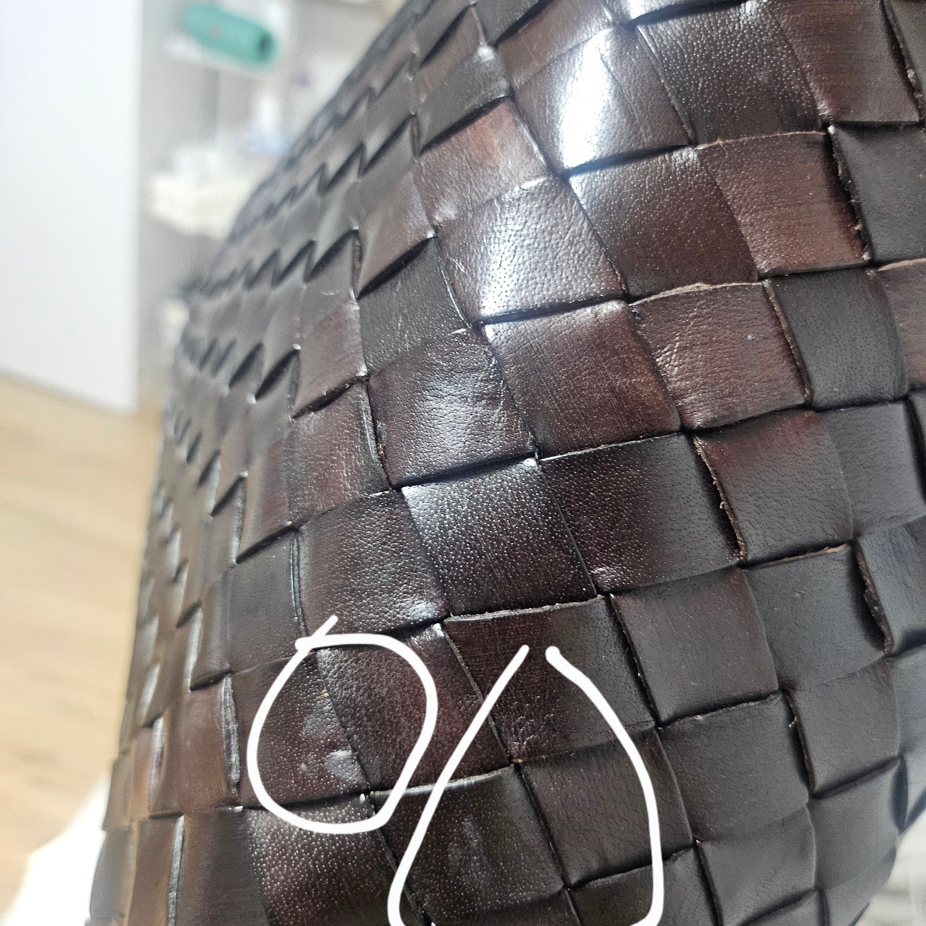 Dragon Diffusion Santa Croce Small Dark Brown, Balenciaga Track Sneakers White 착용 스타일 - 3