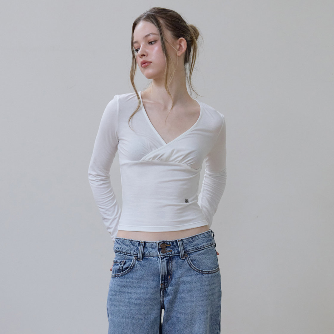 로제프란츠 랩 브이넥 롱스리브 [아이보리](Rosefrantz Wrap V-neck Long Sleeve [Ivory]) - 4