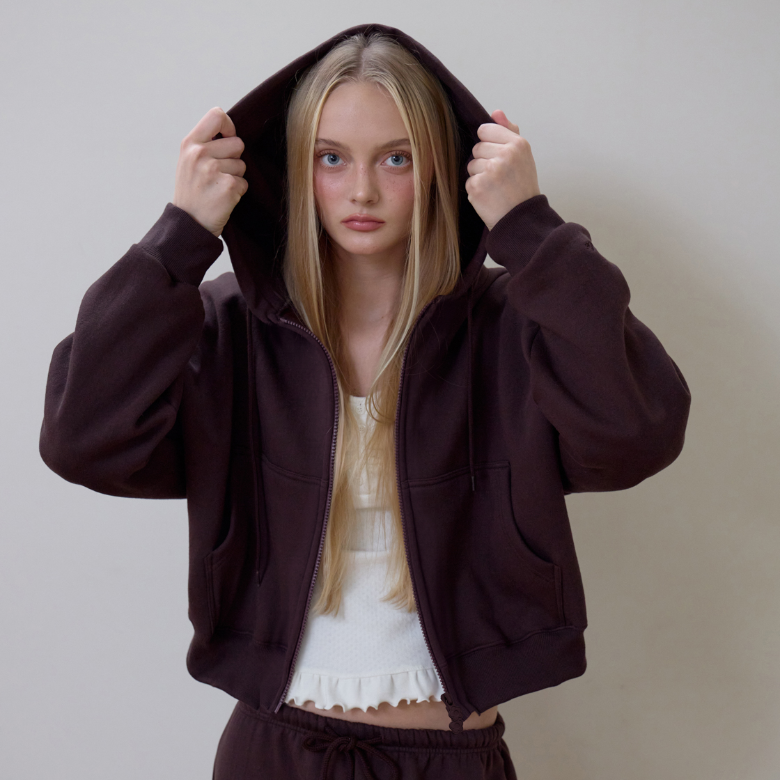 로제프란츠 로즈 자수 후드 집업 [브라운](Rosefrantz Rose Embroidery Hood Zip-up [Brown]) - 5