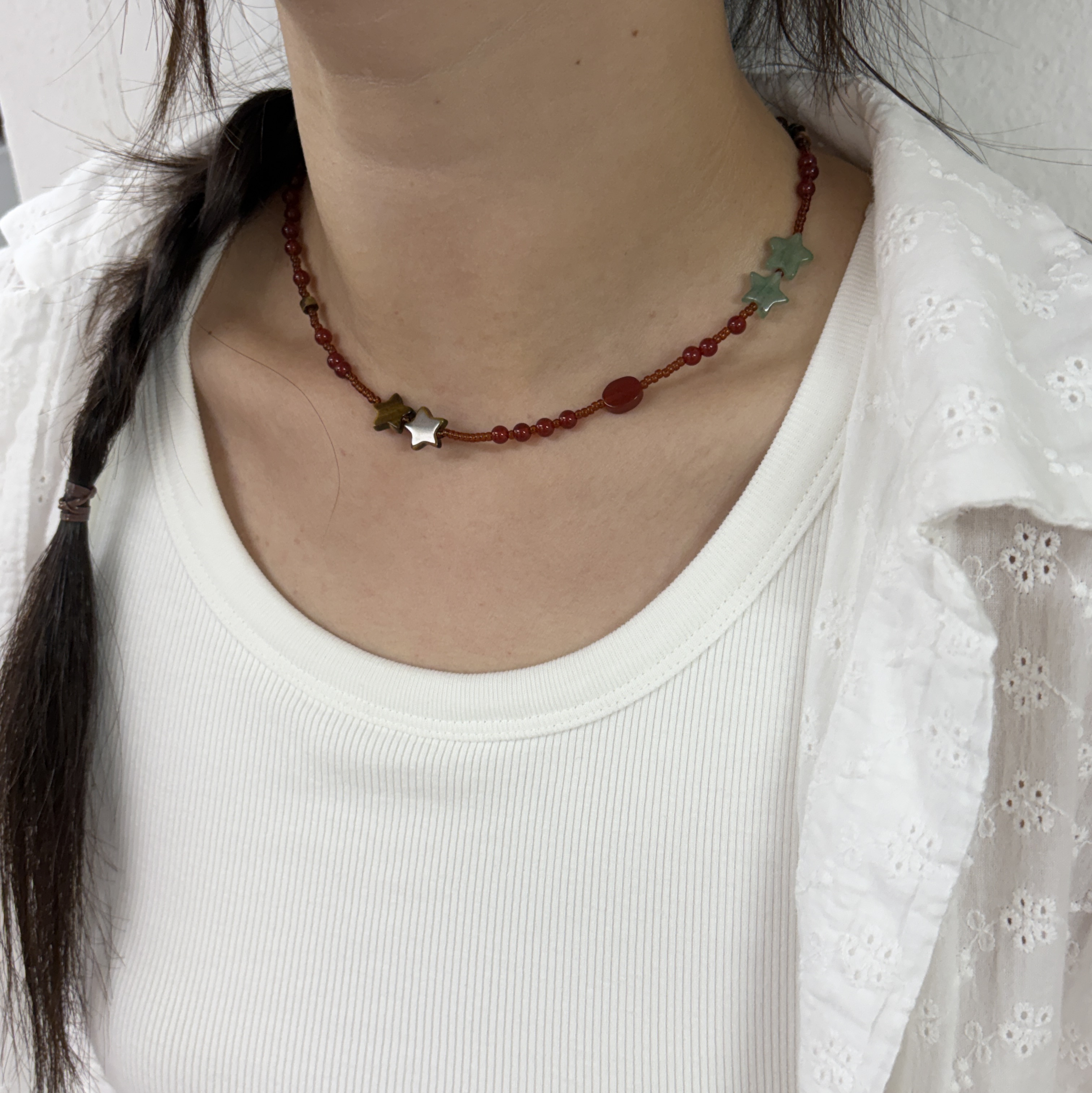 Riomeu Mahogany Stellance Necklace 착용 스타일 - 1