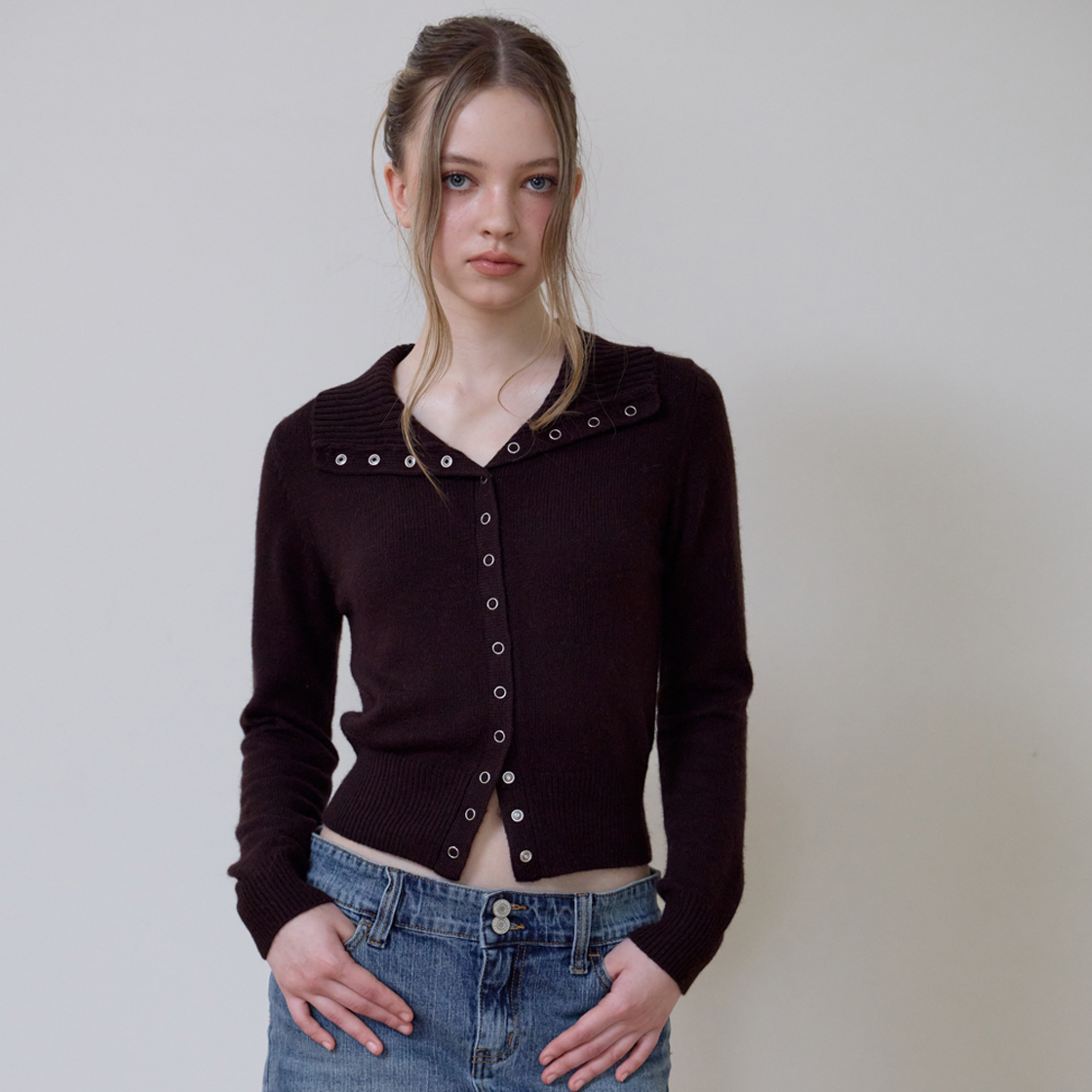 로제프란츠 하이넥 아일렛 가디건 [브라운](Rosefrantz High Neck Eyelet Cardigan [Brown]) - 4