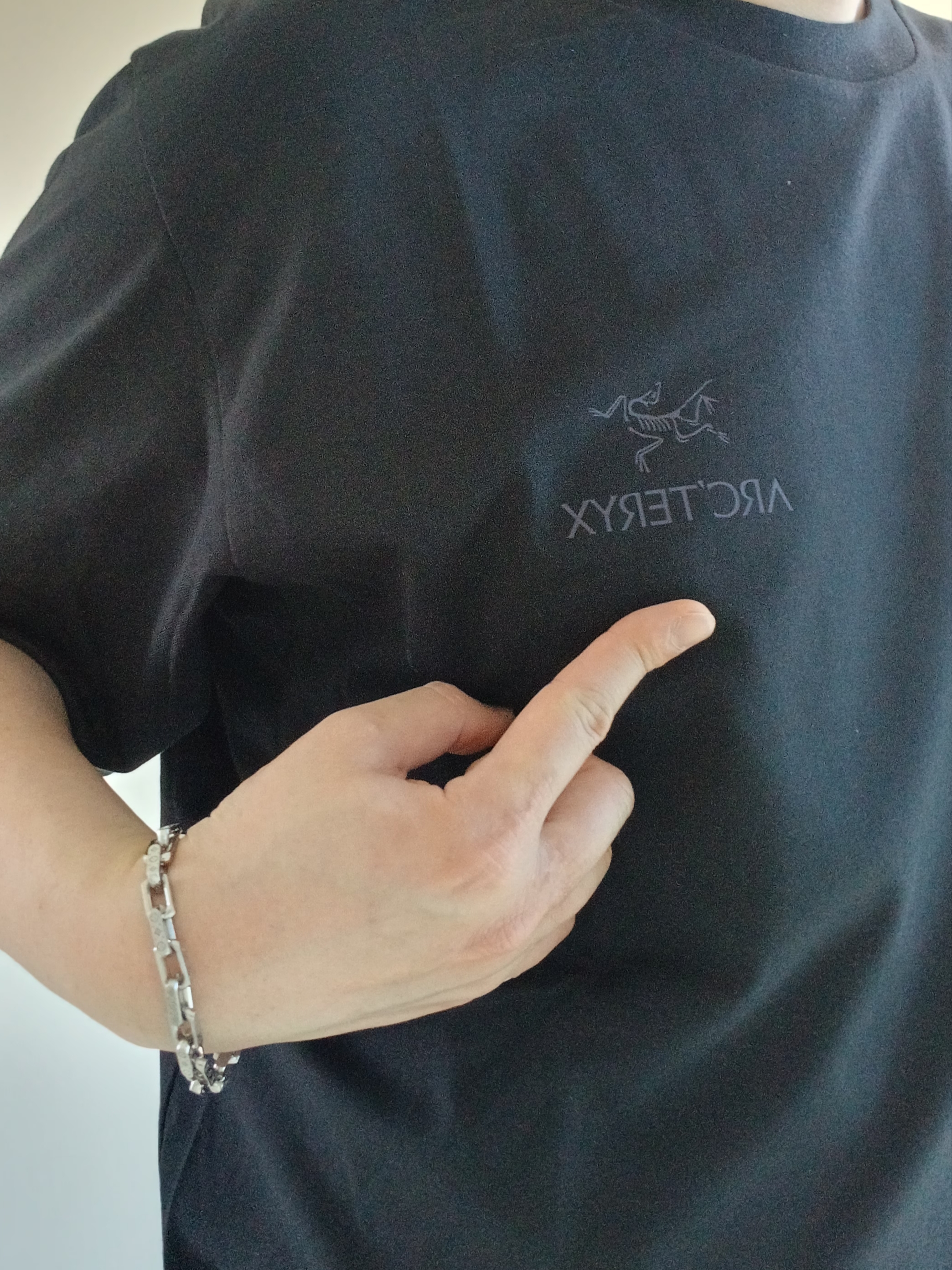 Arc'teryx Kragg SL Cotton Cacodaemon SS T-Shirt Black Moondrop, Arc'teryx Kragg Cotton Short 9 Inch Black 착용 스타일 - 7