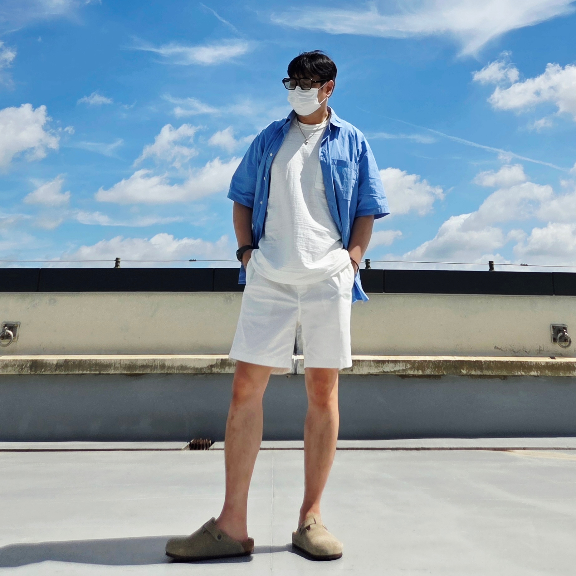BrooksBrothers Online Exclusive Cotton Shorts White, Warehouse & Co. Lot 4601 Plain T-Shirt Off White 착용 스타일 - 3