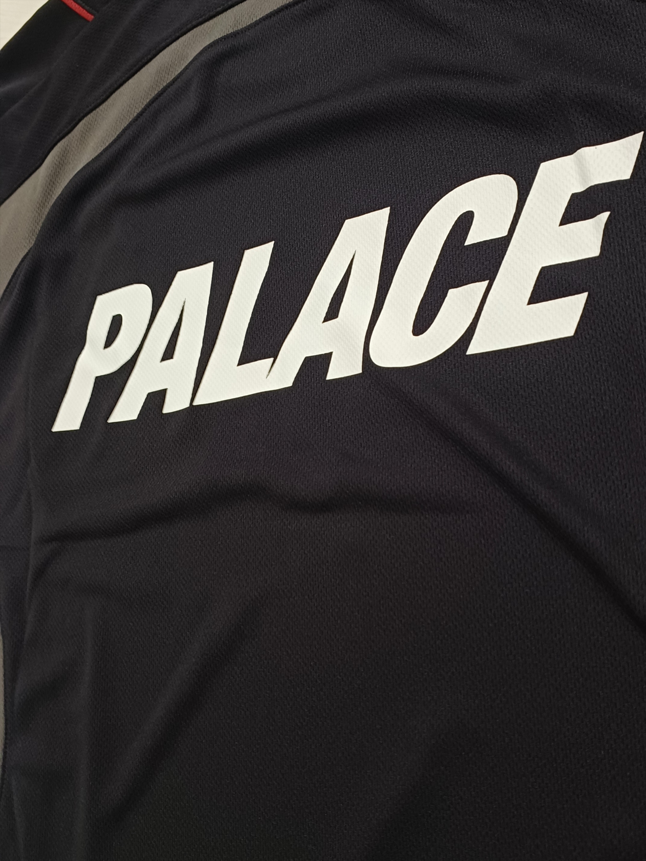 Palace Pro Team Palco Jersey Black - 25SS 착용 스타일