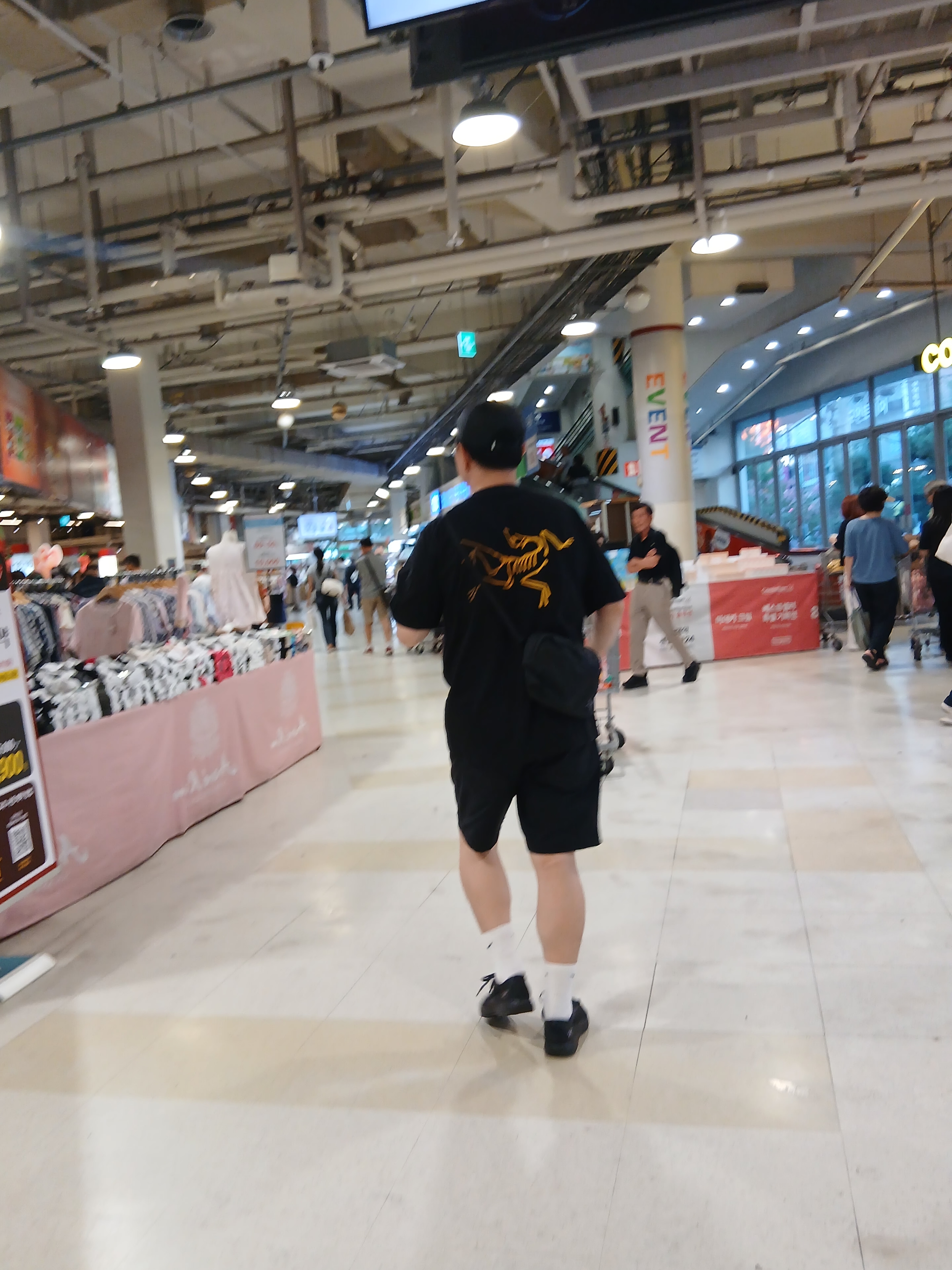 Nike ACG Trail Cap Black, Nike Everyday Lightweight Training Crew Socks White (3 Pack/Korean Ver.) 착용 스타일 - 7