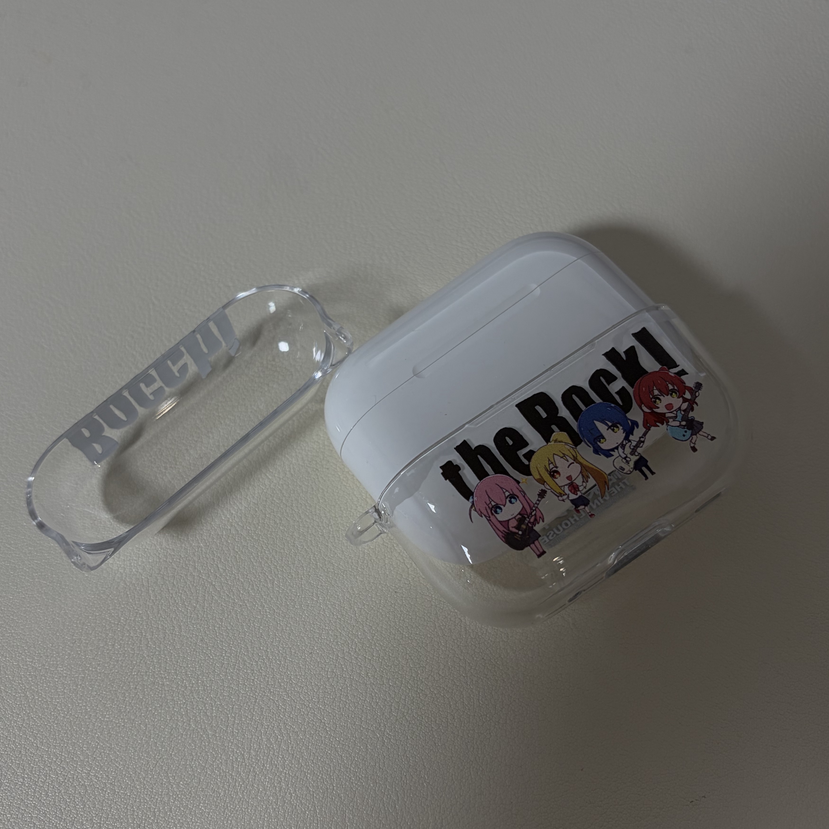 [KREAM 단독] Thevinylhouse x Bocchi the Rock! Bocchi Air Pod Case Clear 착용 스타일