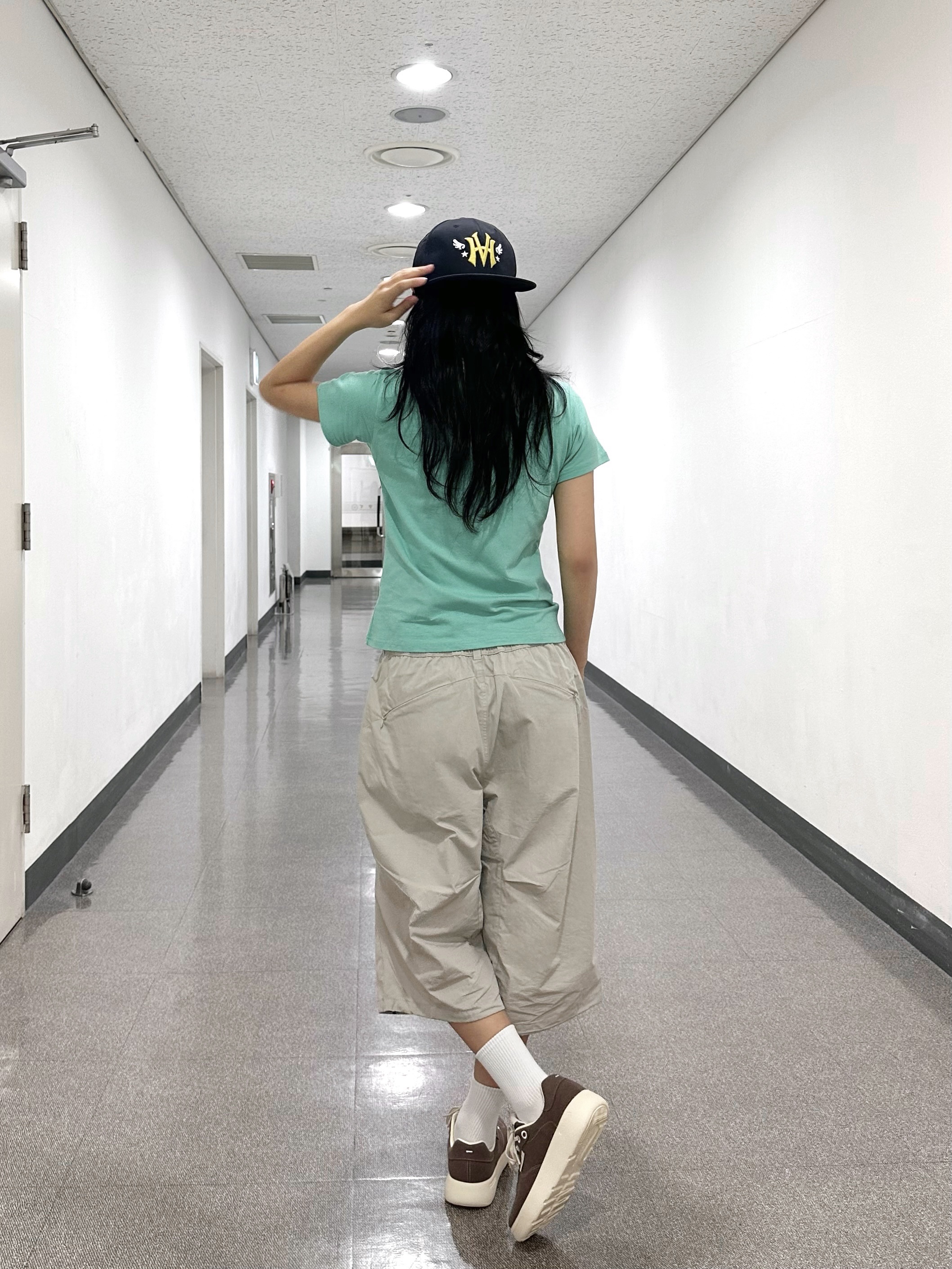 venhit MRT Vivid Slim Fit Short Sleeve T-Shirt Mint, venhit ECA Rabbit Star Cap 착용 스타일 - 3