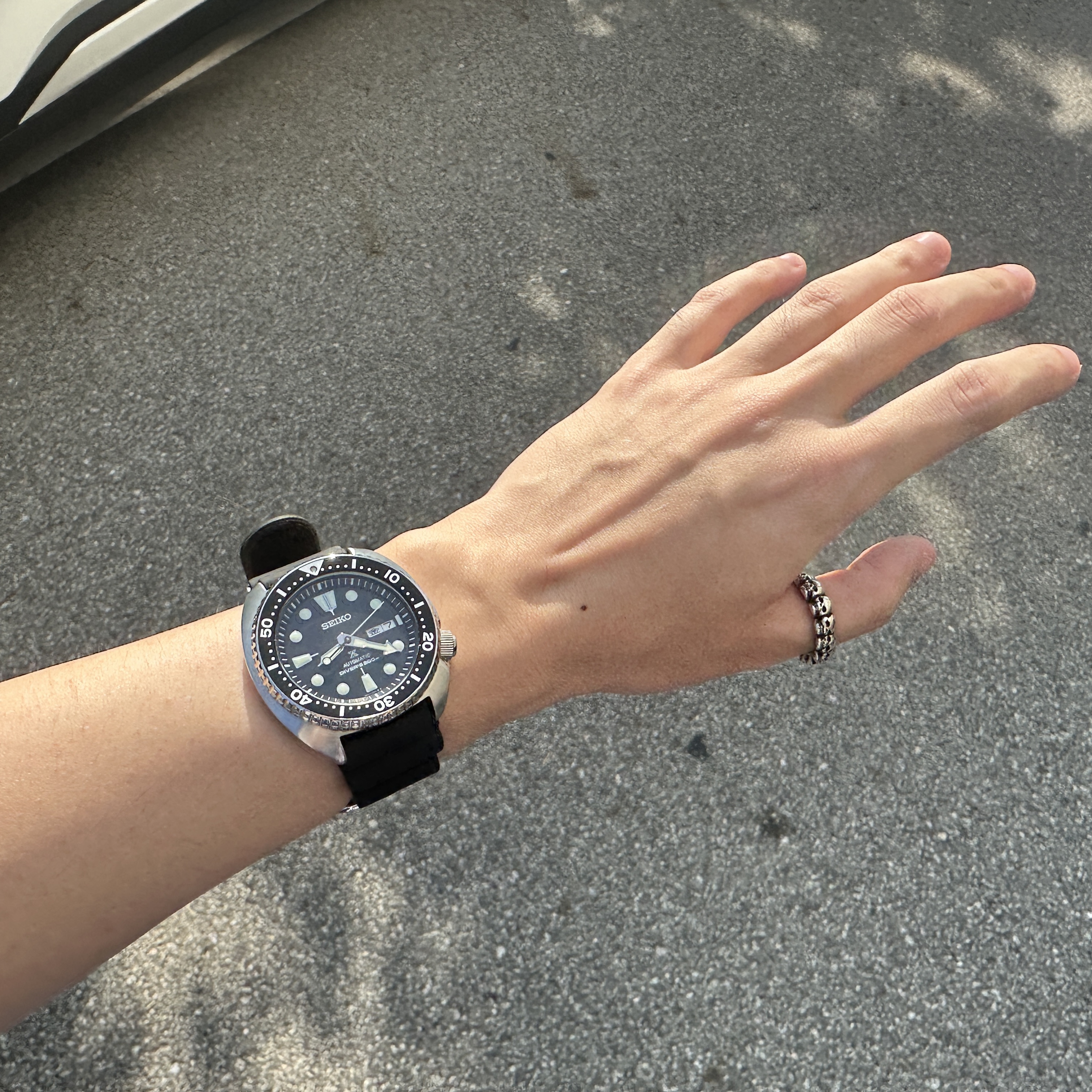 Seiko Prospex SRPE93 Black 착용 스타일