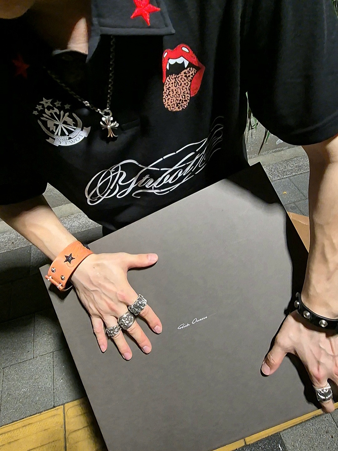 Rick Owens Mega Bumper Geobasket Black Milk, Protocol Index 3 Layered Sweatpants Oatmeal Melange 착용 스타일 - 2
