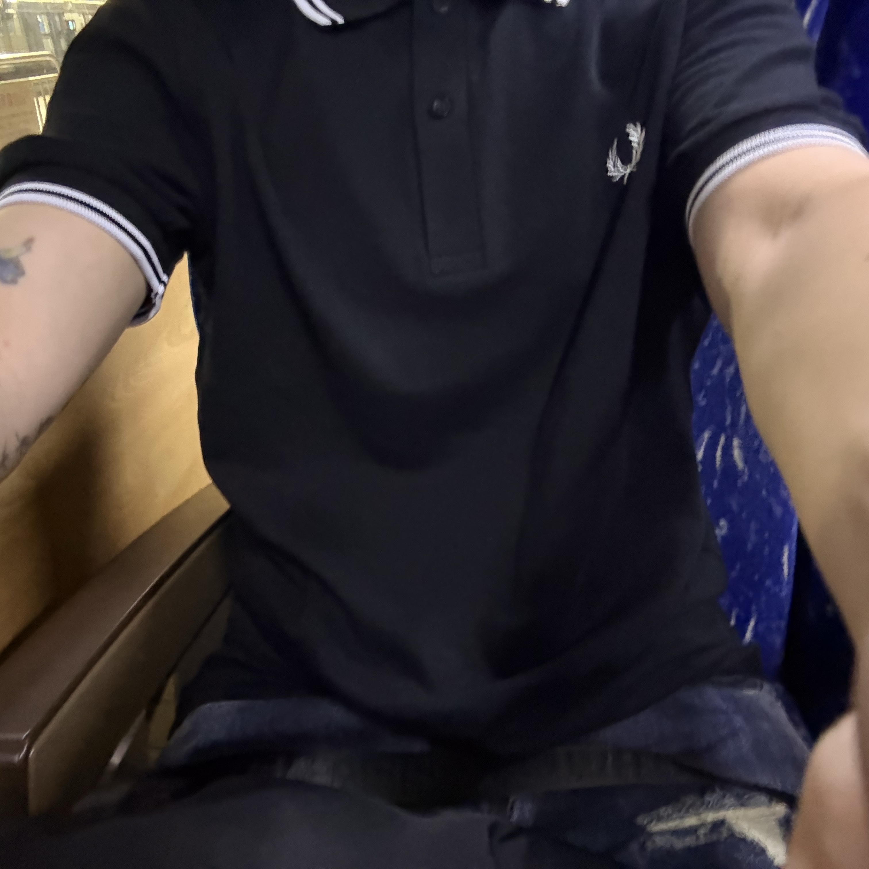Fred Perry M3600 Twin Tipped Fred Perry Shirt Black/White 착용 스타일 - 2