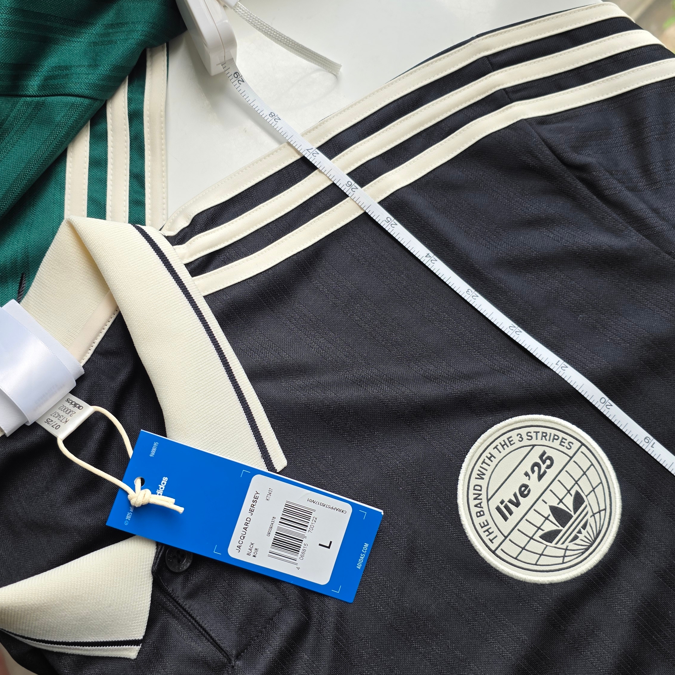 Adidas x Oasis Tour Jacquard Jersey Black - US Sizing 착용 스타일 - 4