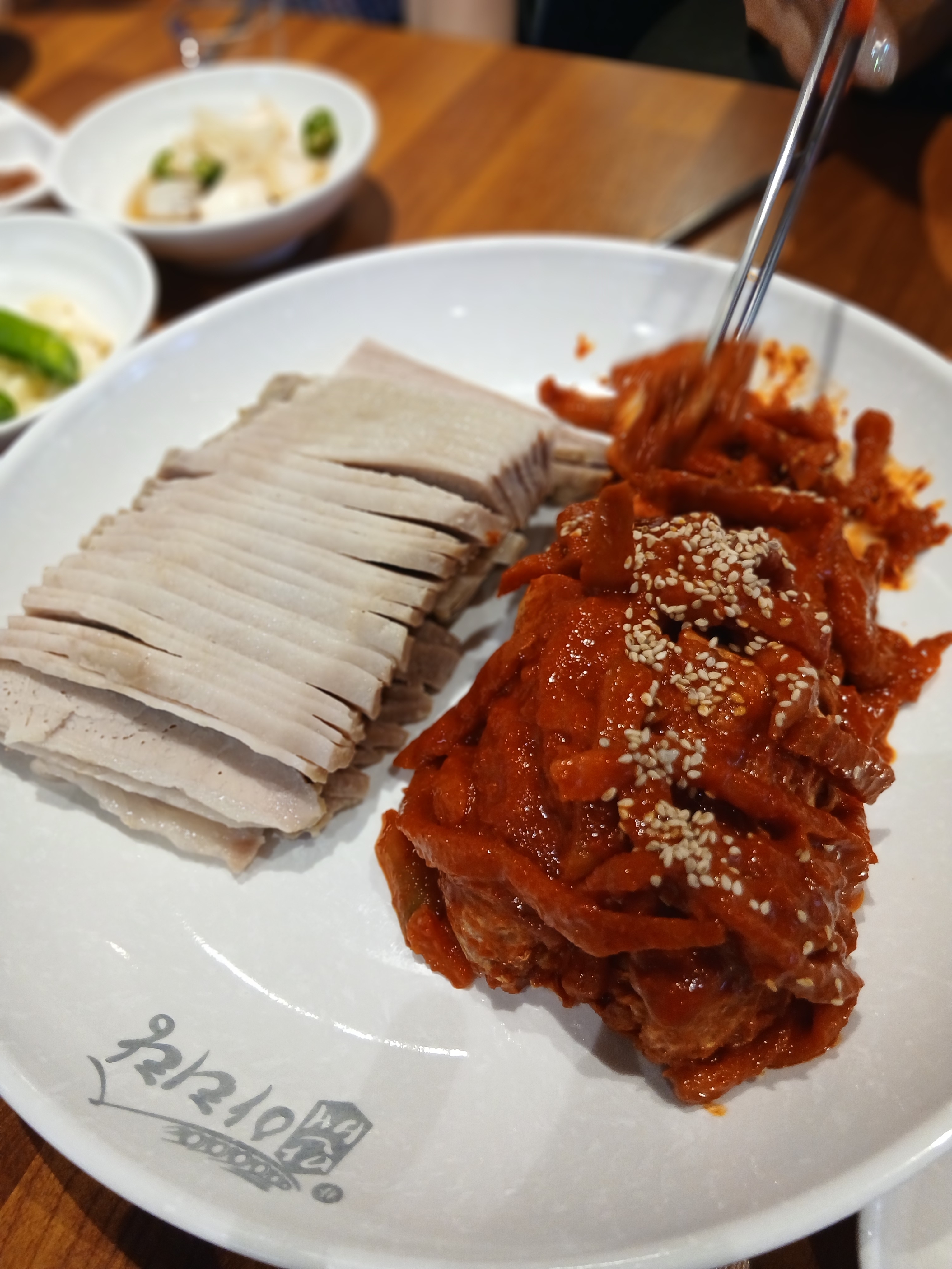 나이키 ACG 트레일 캡 블랙, 아크테릭스 컨실 LT 블랙 착용 스타일 - 5
