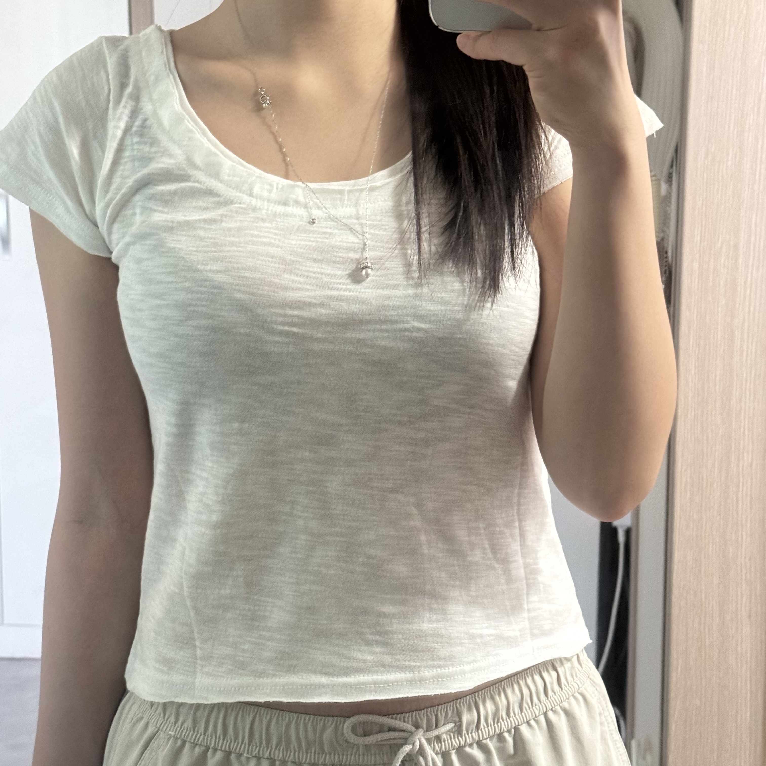 lovememonster Eternal Wish Long Necklace IVORY 착용 스타일