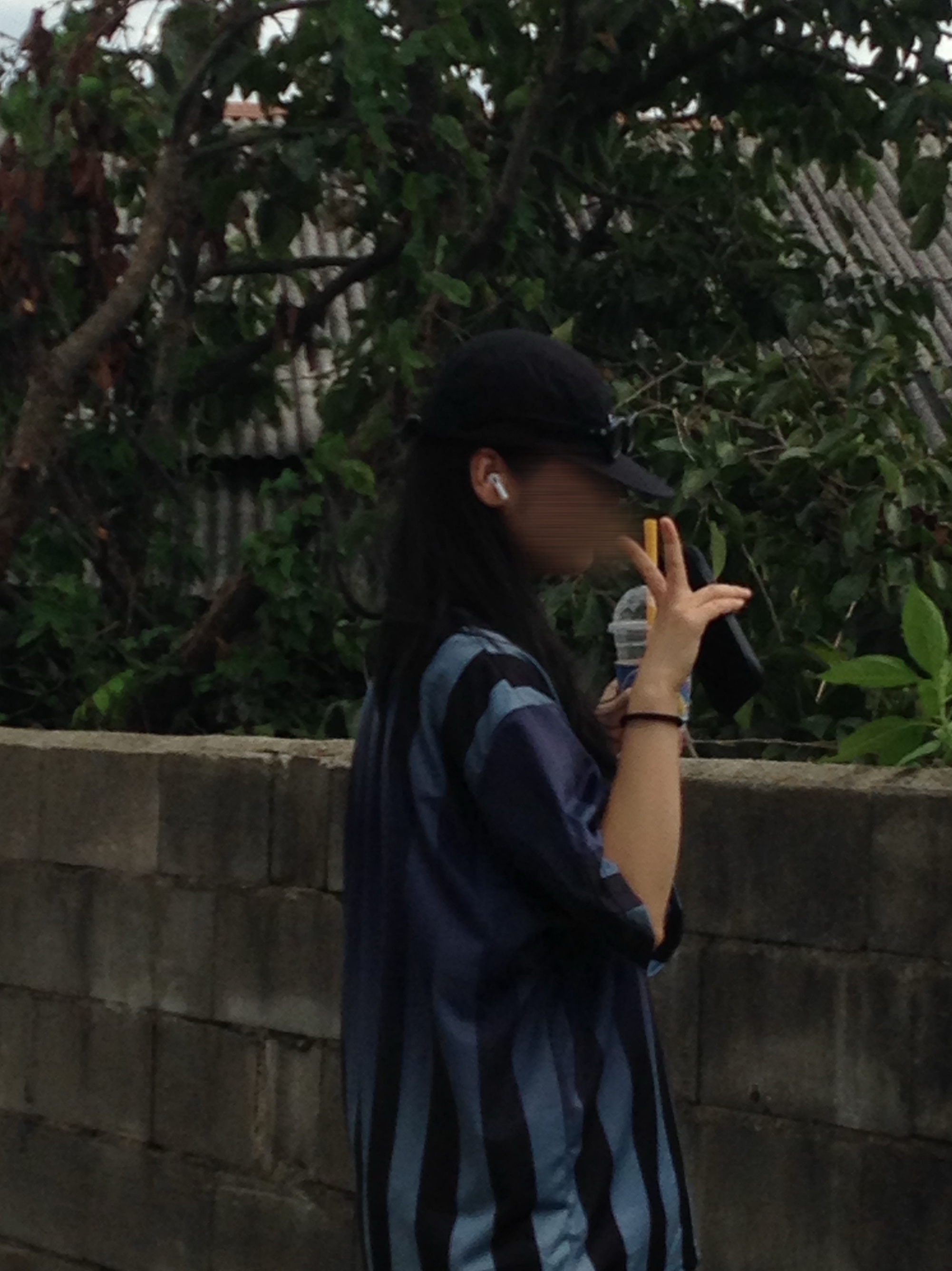 Supreme Washed Chino Twill Camp Cap Black, Jordan 1 x Travis Scott Retro Low OG SP Sail and Ridgerock 착용 스타일 - 3