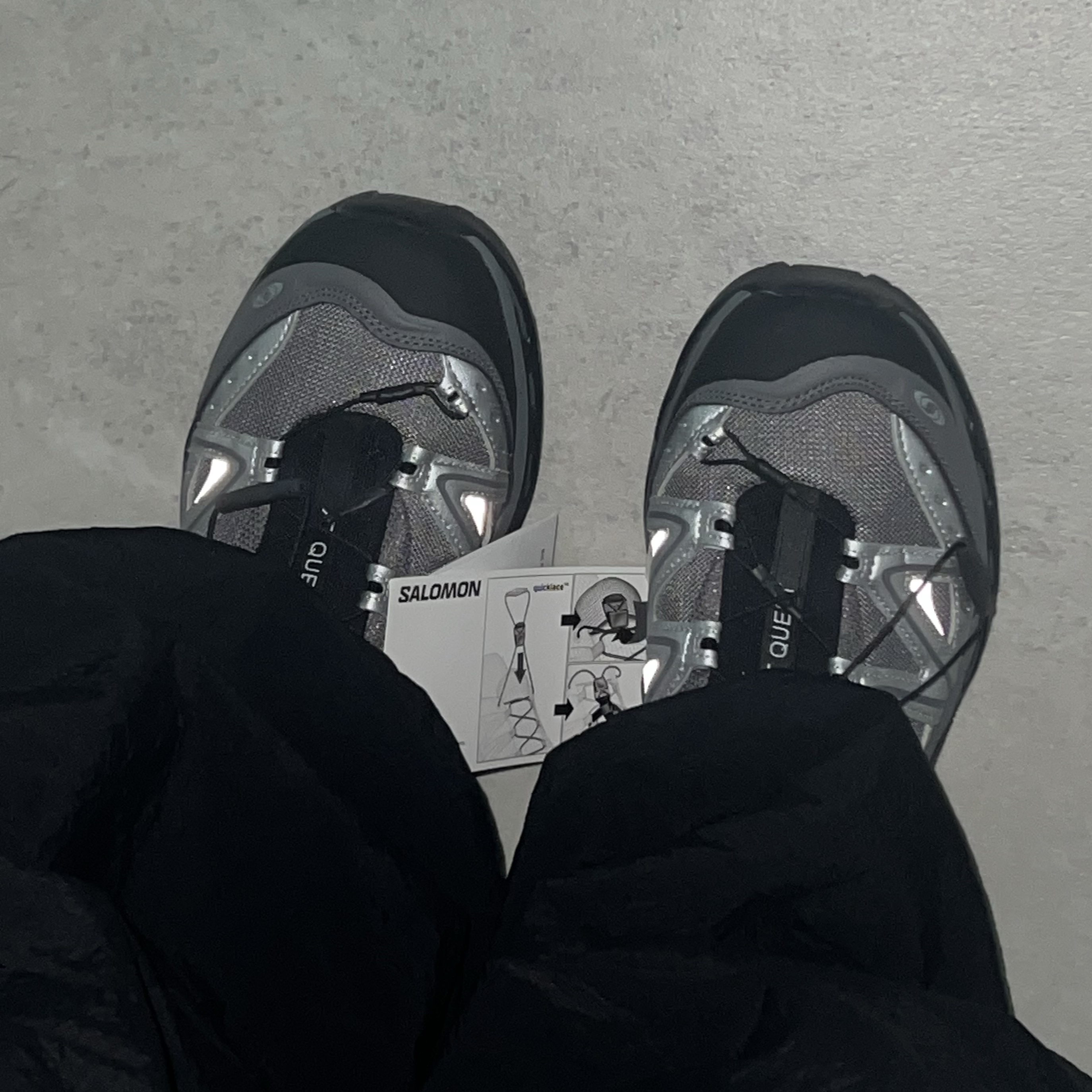 Salomon XT-Quest Black Silver 착용 스타일 - 1
