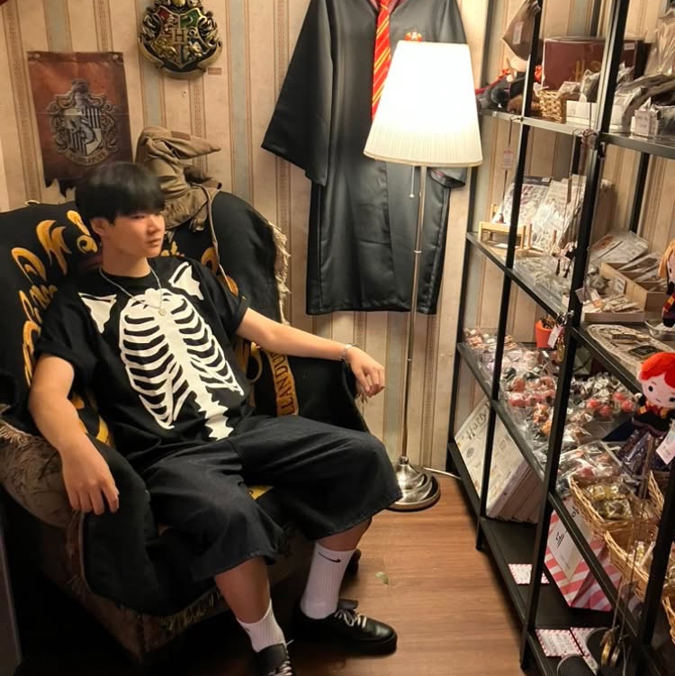 Vanson Leathers Original Bone T-shirt / Black, Human Made Animal Necklace Tiger Yellow 착용 스타일