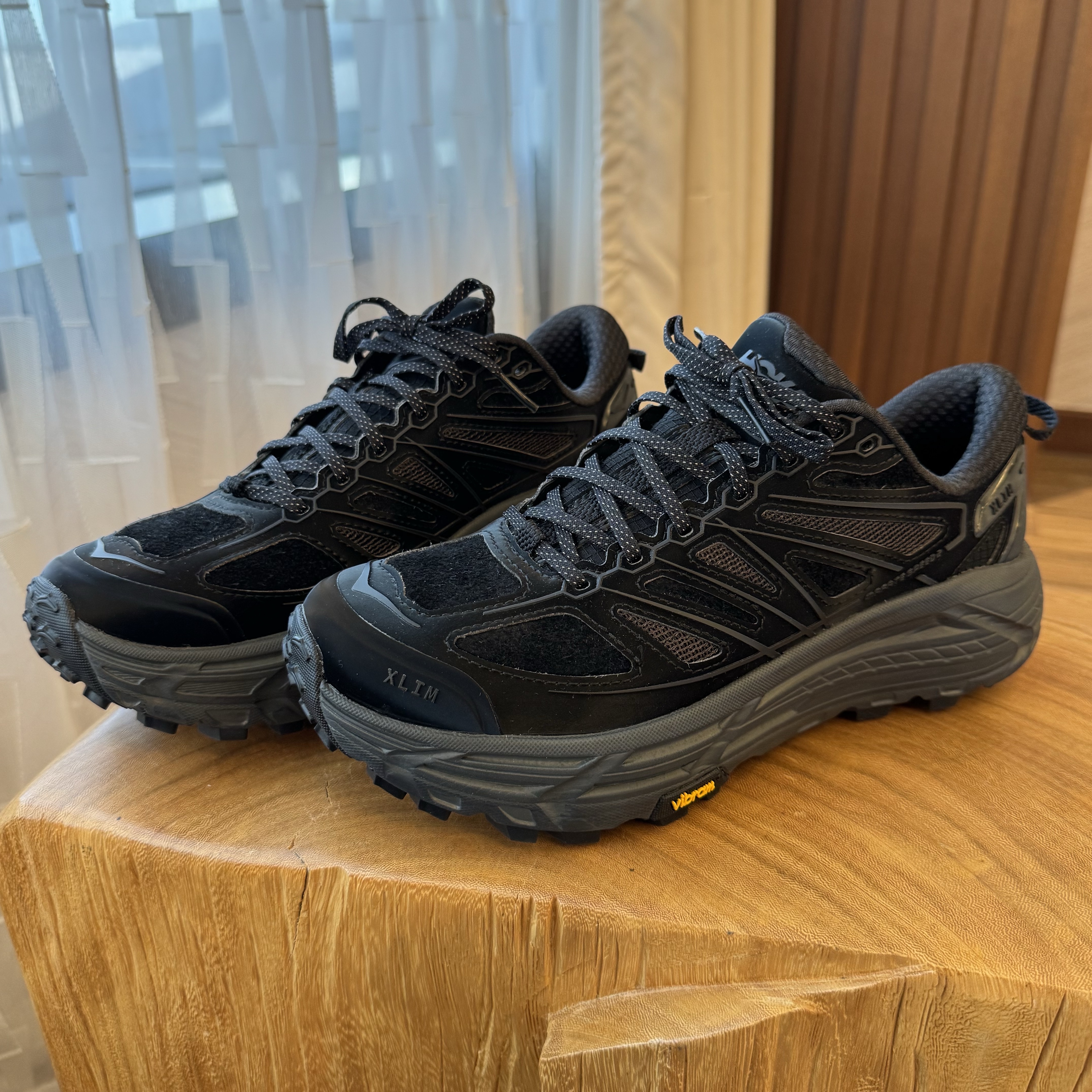 Hoka x Xlim Mafate Speed 2 TS Black Charcoal 착용 스타일
