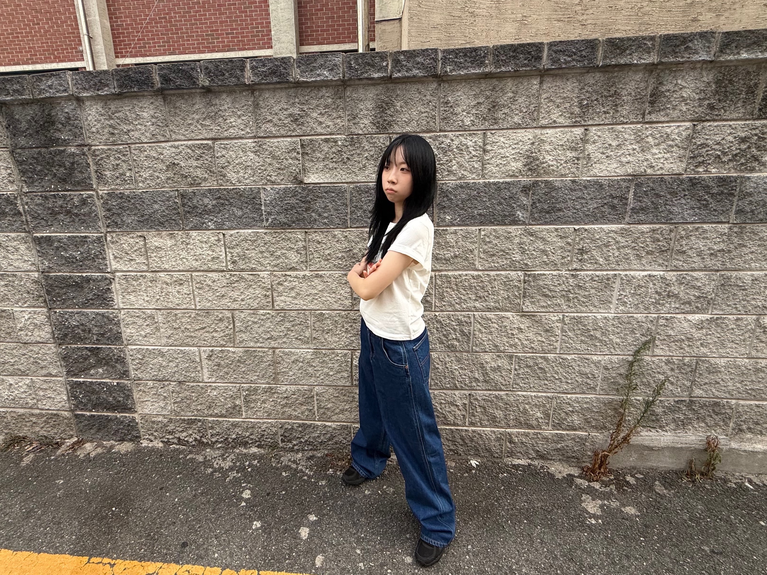 Thevinylhouse Old Car T-Shirt White, Asics Jog 100 S Black - 2E Wide 착용 스타일 - 4