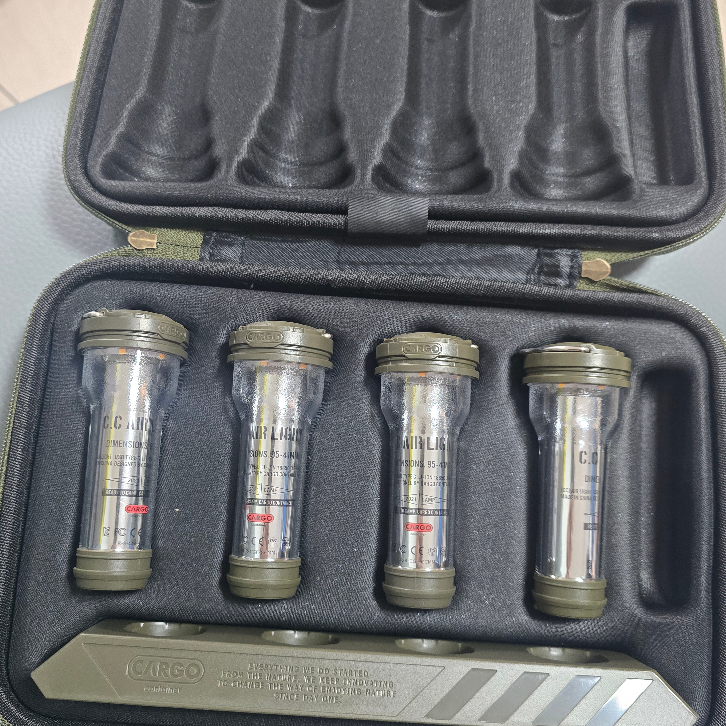 CARGO CONTAINER Air Light Khaki 4EA Set 착용 스타일