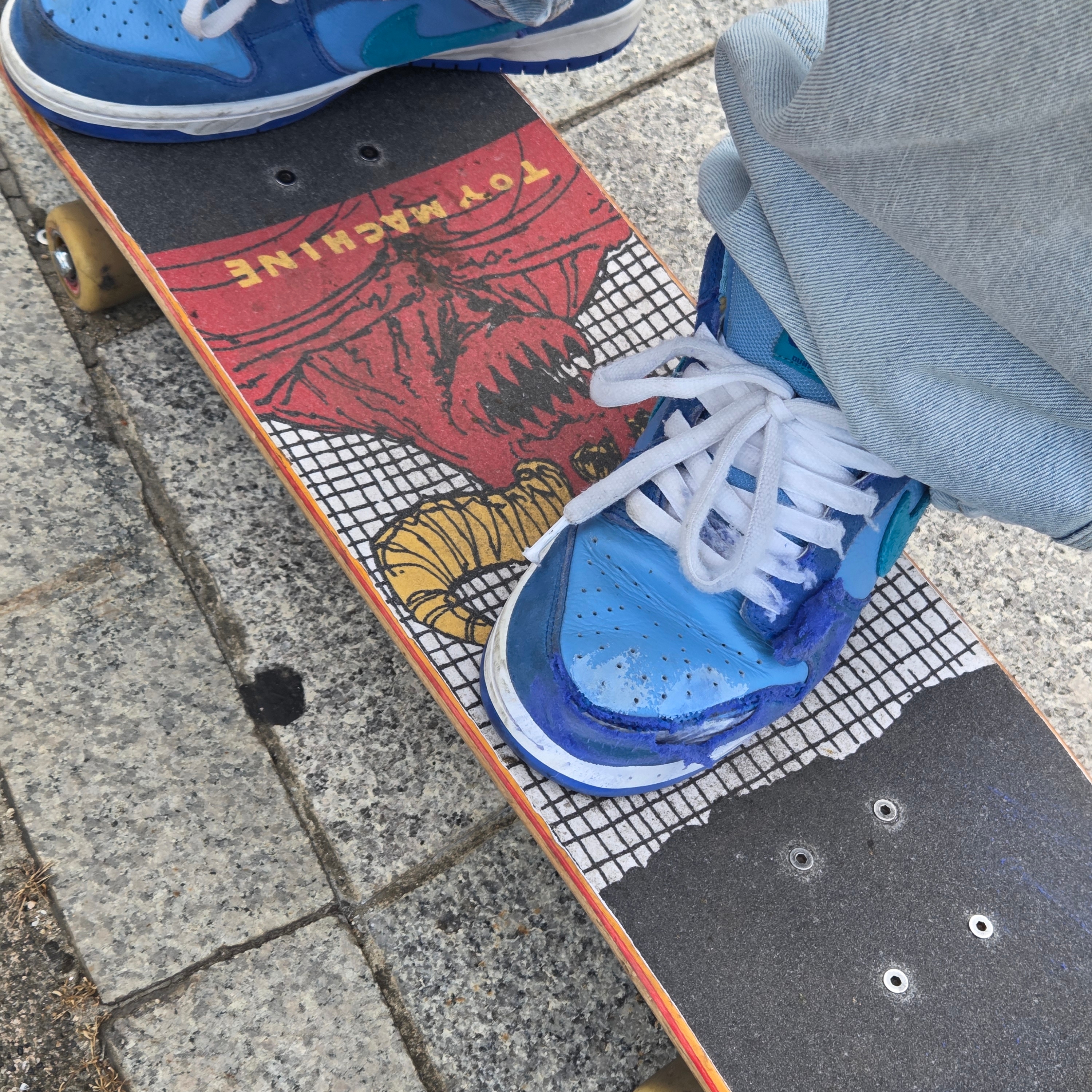 Nike SB Dunk Low Pro Blue Raspberry 착용 스타일
