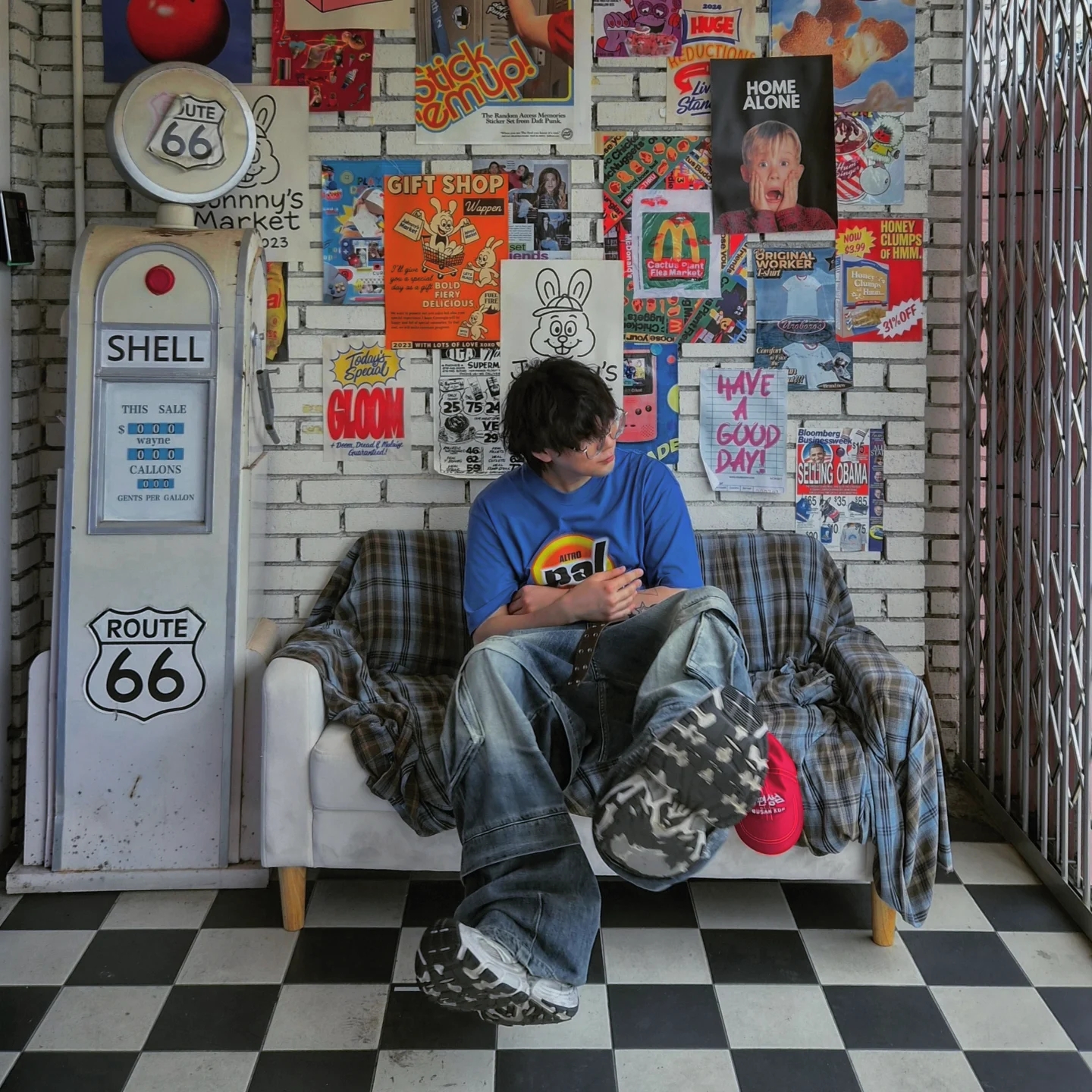 Palace Washed T-Shirt Palatial Blue - 24SS, Kamien Titan Baggy Denim Pants Blue 착용 스타일