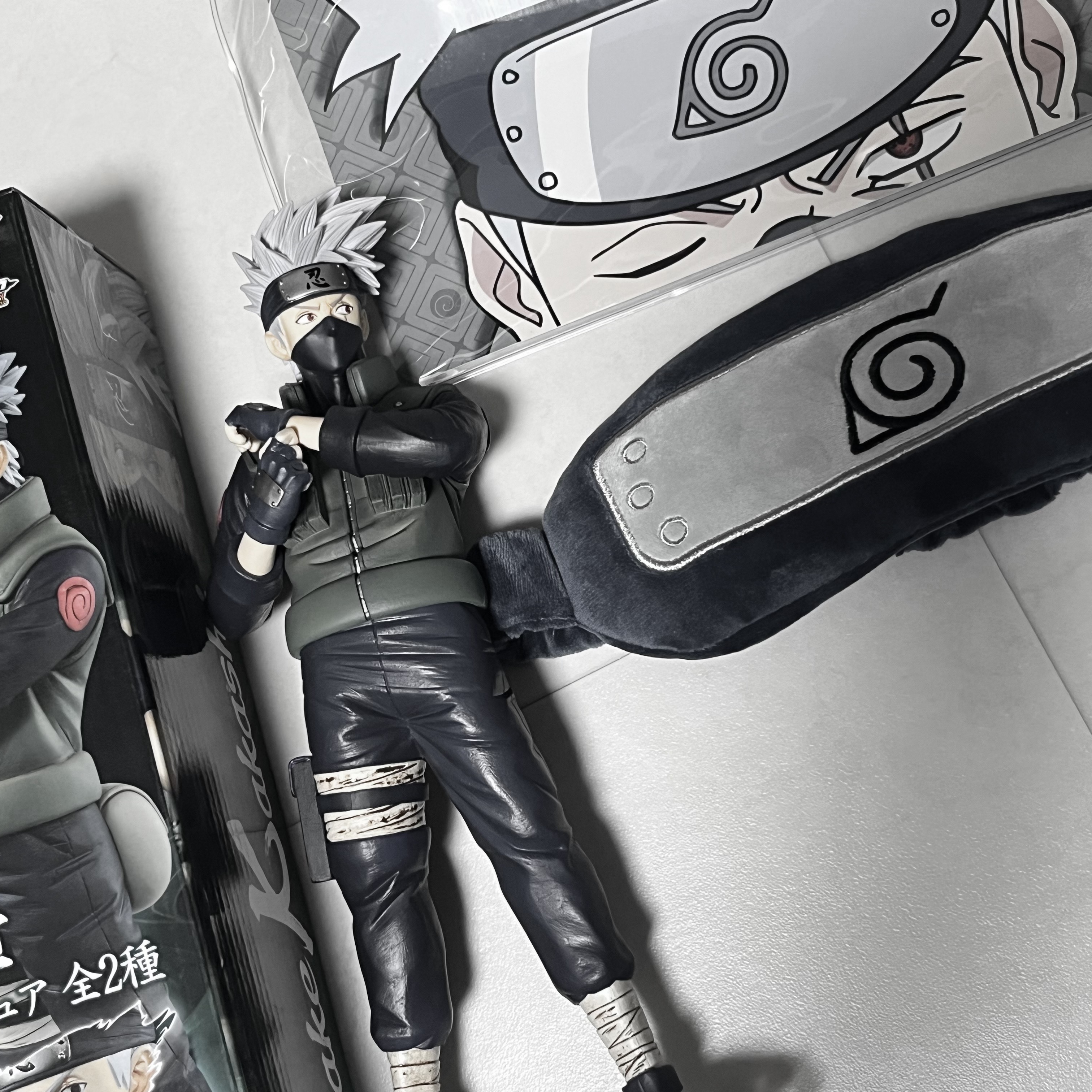 Spao x Naruto Eye Mask Grey 착용 스타일