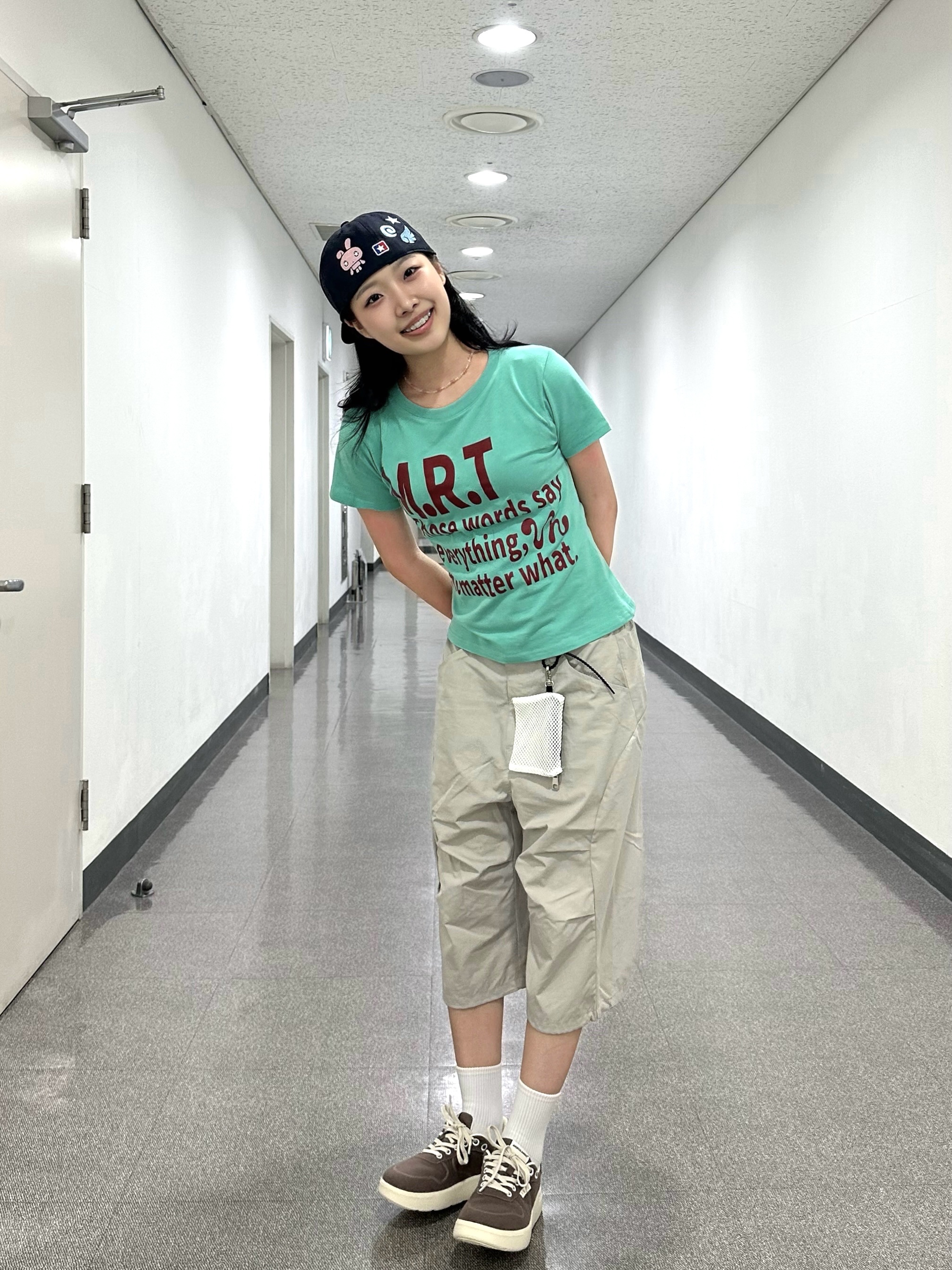 venhit MRT Vivid Slim Fit Short Sleeve T-Shirt Mint, venhit ECA Rabbit Star Cap 착용 스타일 - 4
