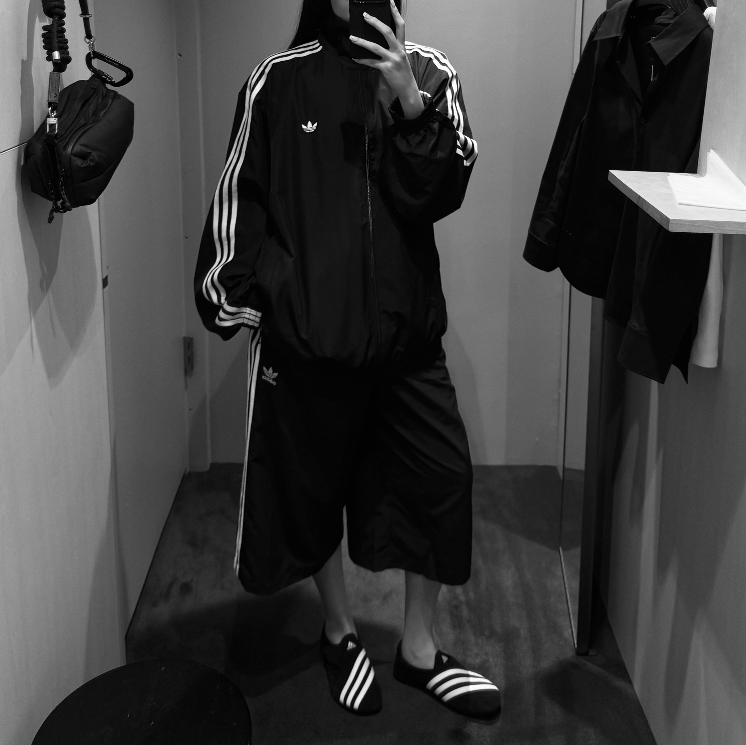 Adidas Originals Capri Shorts Black White - KR Sizing, (W) Adidas Originals Firebird Adilenium Track Top Black White - KR Sizing 착용 스타일